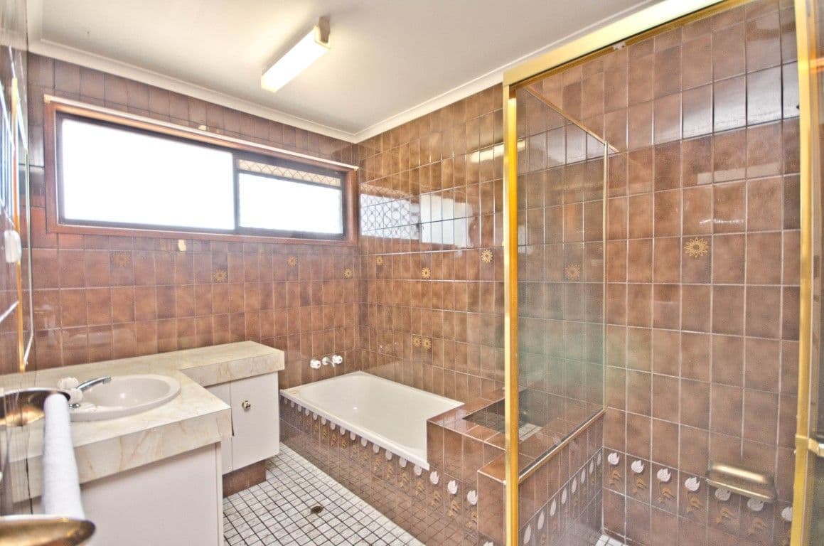 45 Arcadia Drive, MERMAID WATERS QLD 4218, Mermaid Waters - Thumbnail 5