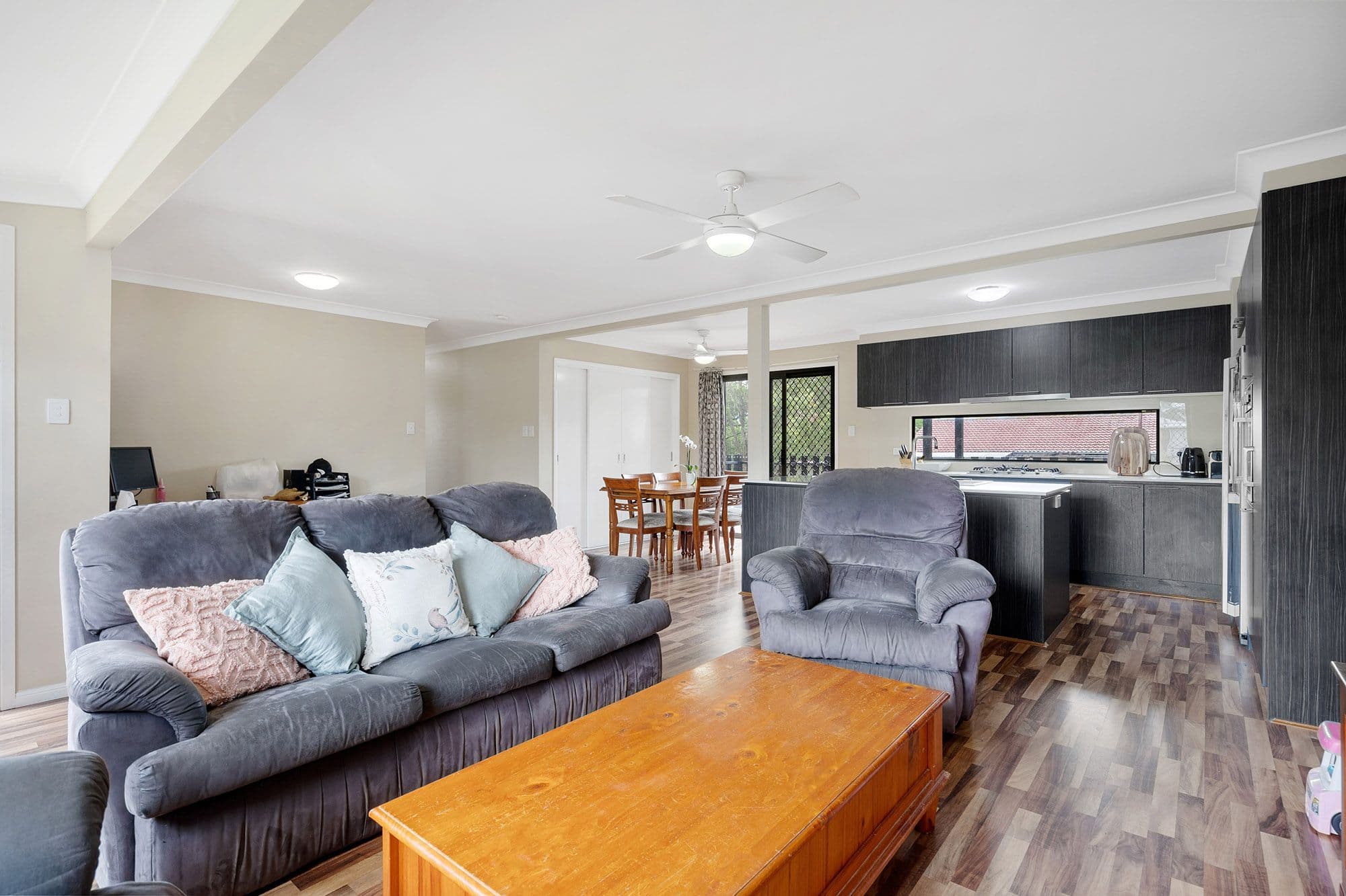 7 Blackton Street, Logan Central QLD 4114, Logan Central - Thumbnail 3