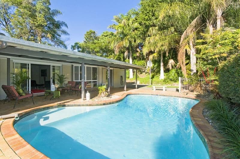 6 Kalamunda Close, ELANORA QLD 4221, Elanora - Image 1
