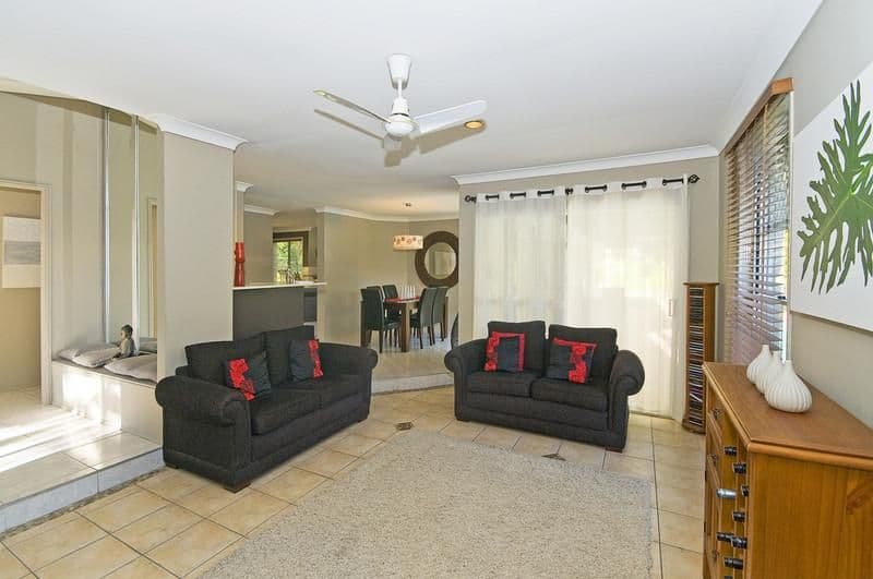 6 Kalamunda Close, ELANORA QLD 4221, Elanora - Thumbnail 3