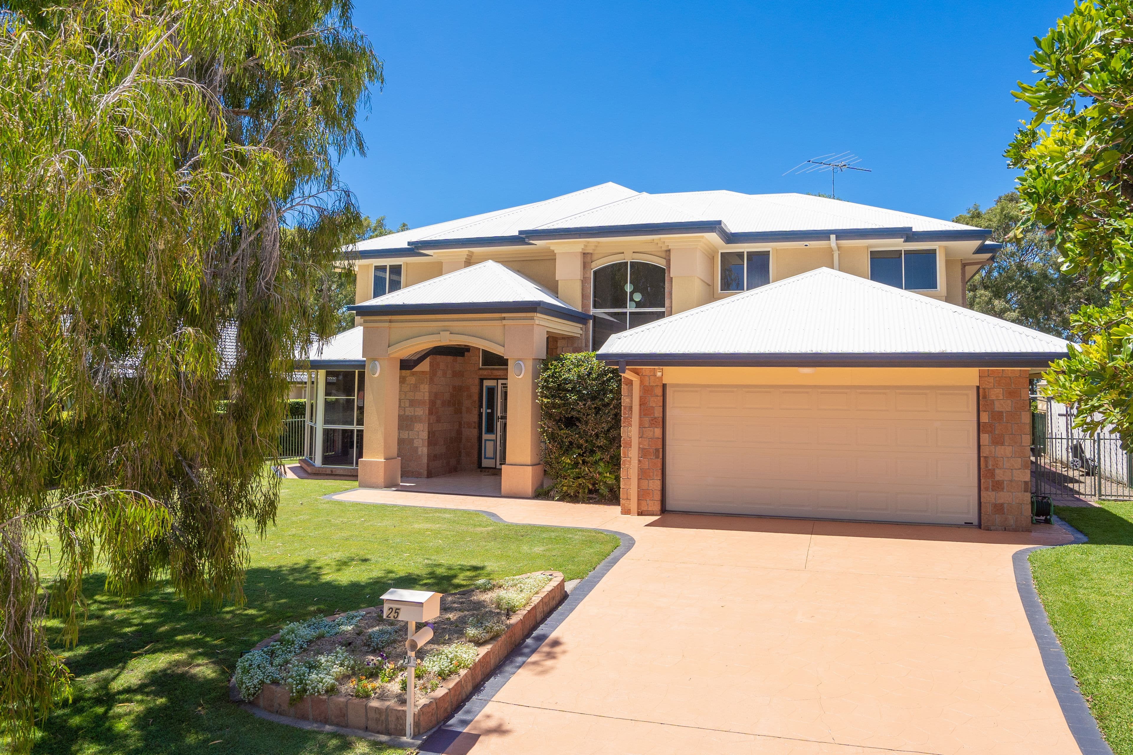 25 Ardel Place, Sandstone Point QLD 4511, Sandstone Point - Thumbnail 2