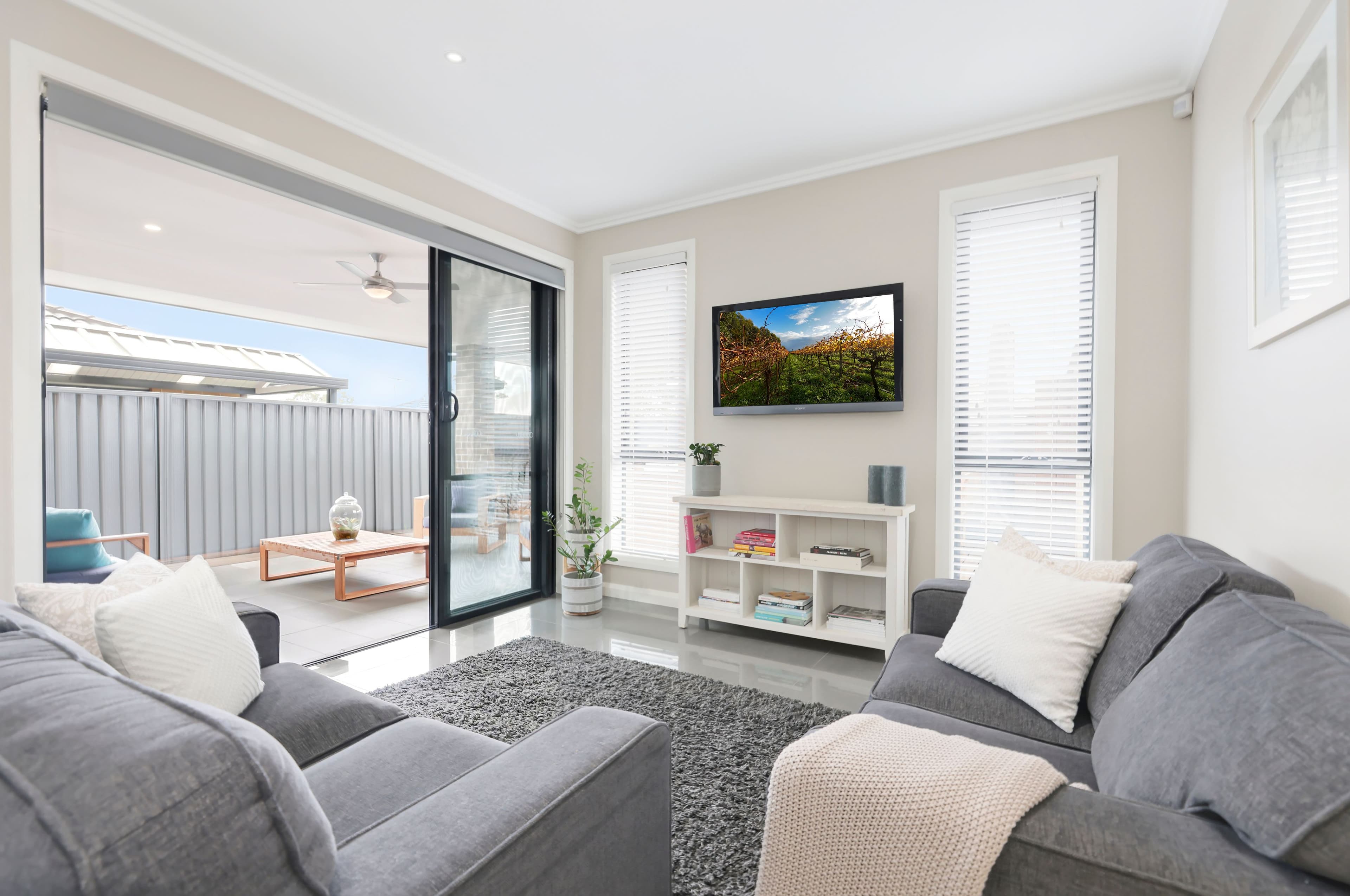 10 Binyang Avenue, Glenmore Park NSW 2745, Glenmore Park - Thumbnail 4