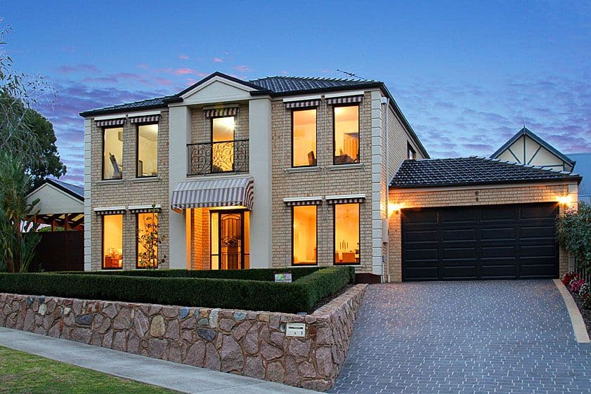 8 Delacombe Drive, MILL PARK VIC 3082, Mill Park - Image 1