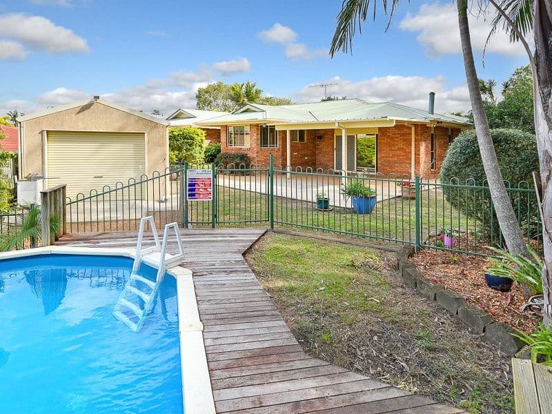 15 Glenside Place, Bridgeman Downs QLD 4035, Bridgeman Downs - Thumbnail 2