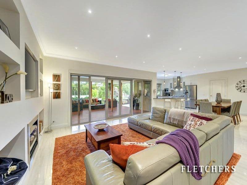 140 Sunset Drive, Chirnside Park VIC 3116, Chirnside Park - Thumbnail 5