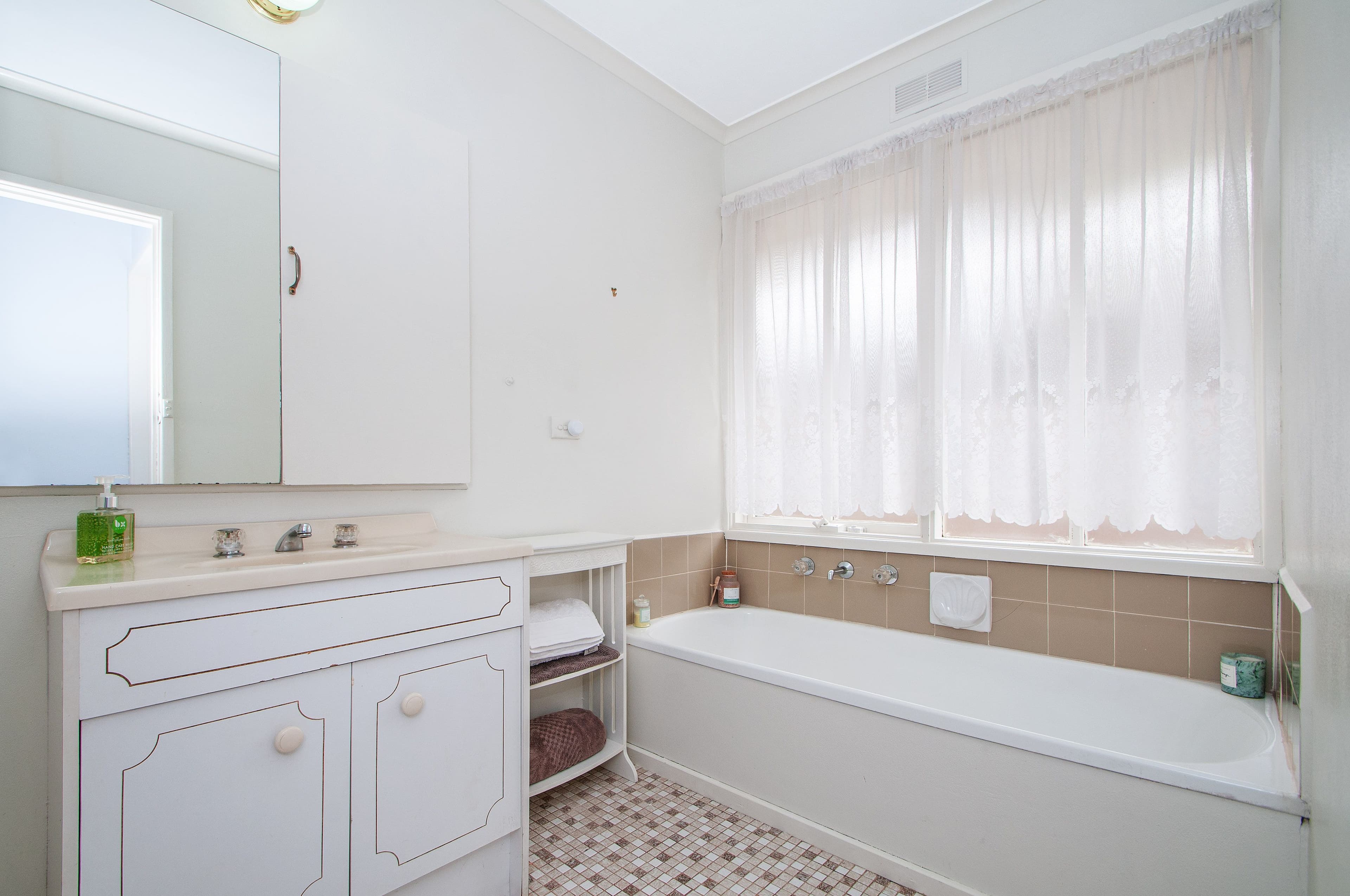 56 Barclay Avenue, Croydon VIC 3136, Croydon - Thumbnail 6