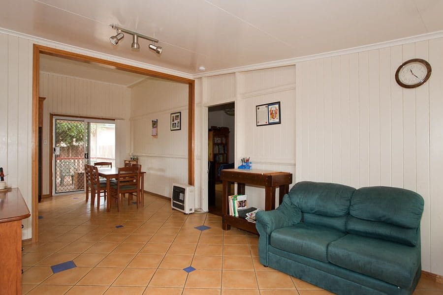 16 Vanity Street, ROCKVILLE QLD 4350, Rockville - Thumbnail 3