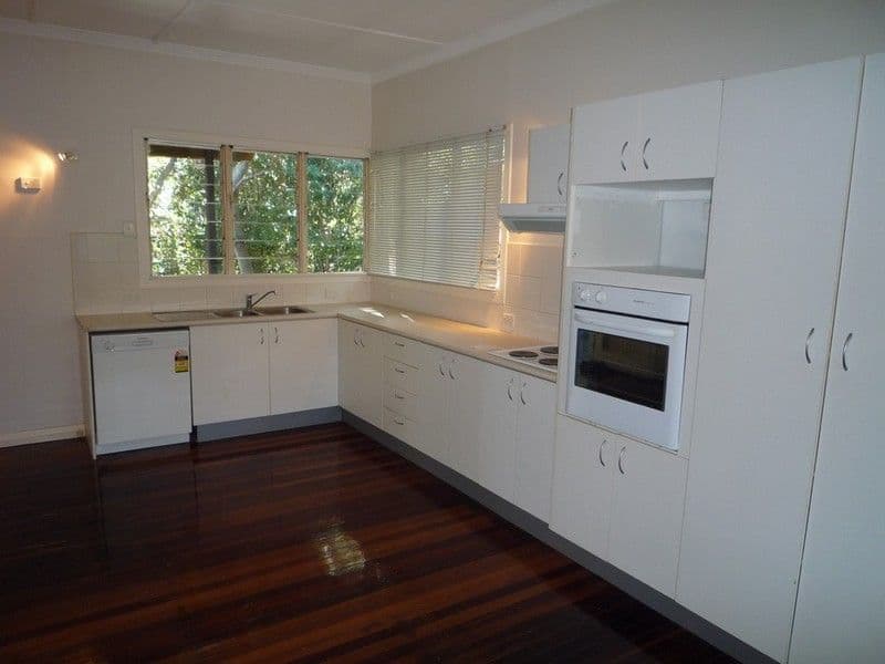 59 Wilgarning Street, STAFFORD HEIGHTS QLD 4053, Stafford Heights - Thumbnail 2