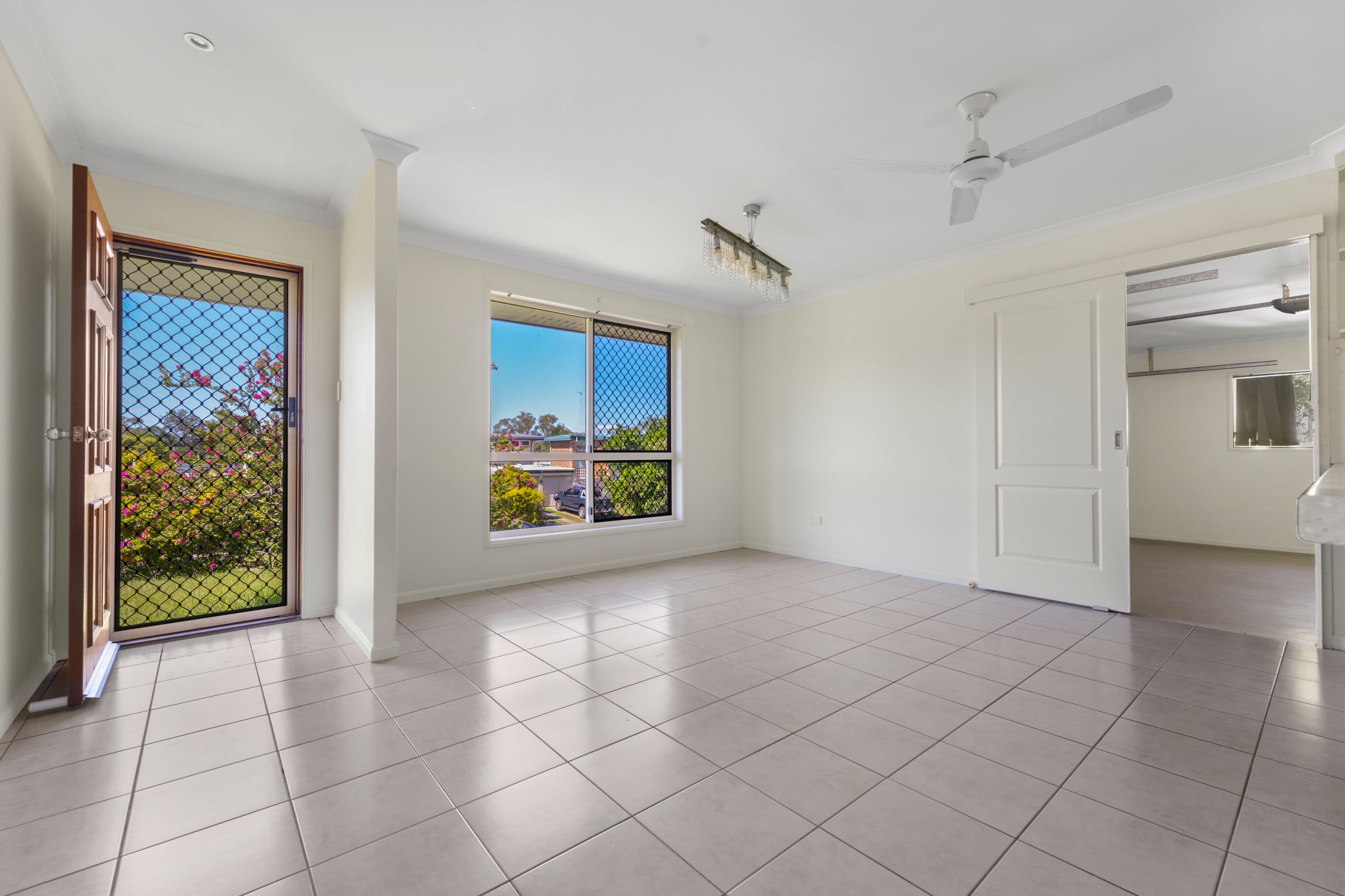 16 Barreenong Street, Glen Eden QLD 4680, Glen Eden - Thumbnail 8