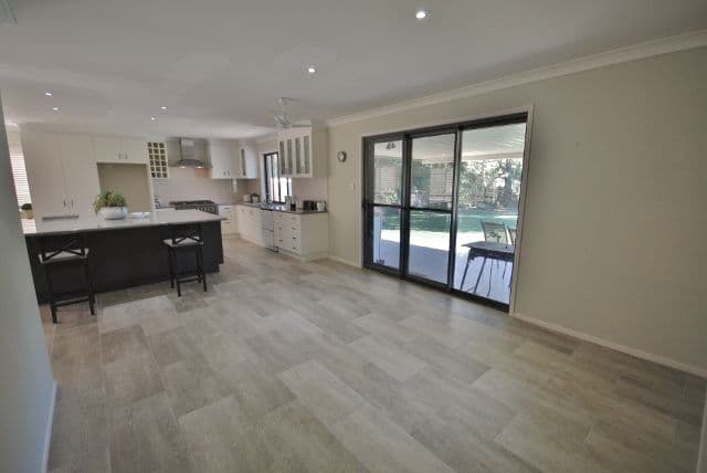 42 Parkview Road, GLASS HOUSE MOUNTAINS QLD 4518, Glass House Mountains - Thumbnail 7