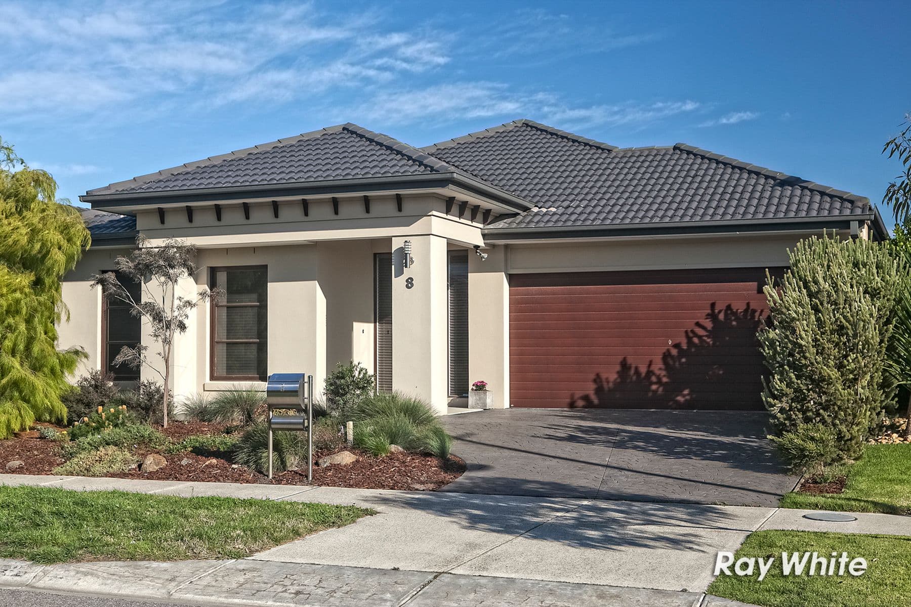 8 Lemon Grove, Cranbourne West VIC 3977, Cranbourne West - Image 1