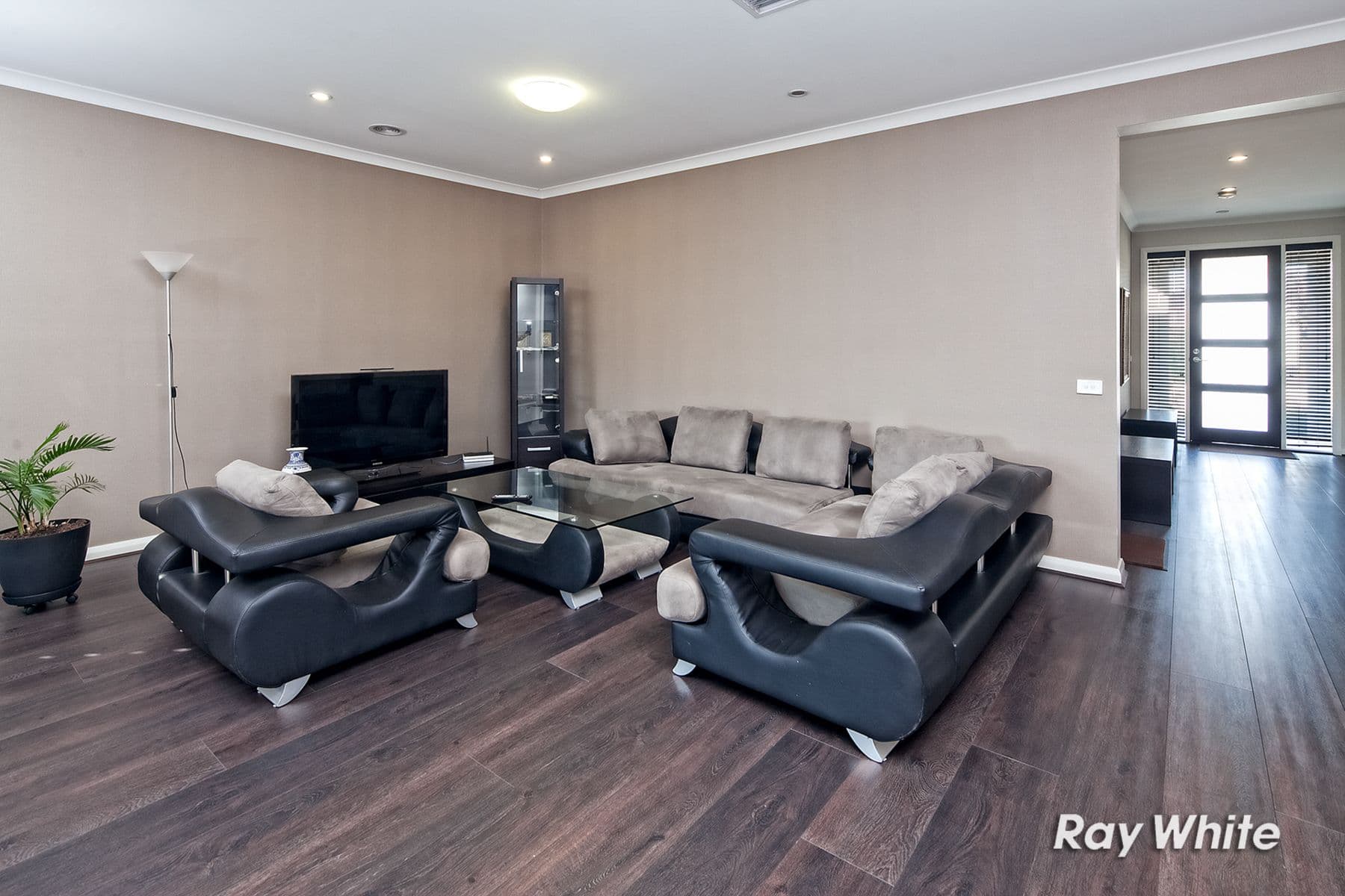8 Lemon Grove, Cranbourne West VIC 3977, Cranbourne West - Thumbnail 3
