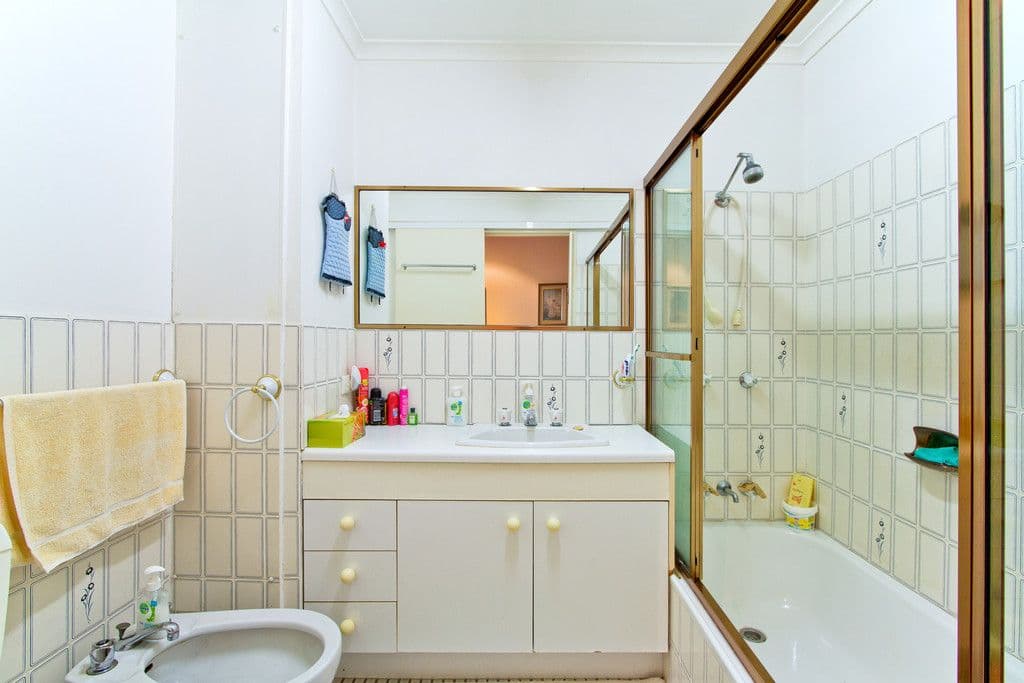 36 Queen Street, SOUTHPORT QLD 4215, Southport - Thumbnail 4