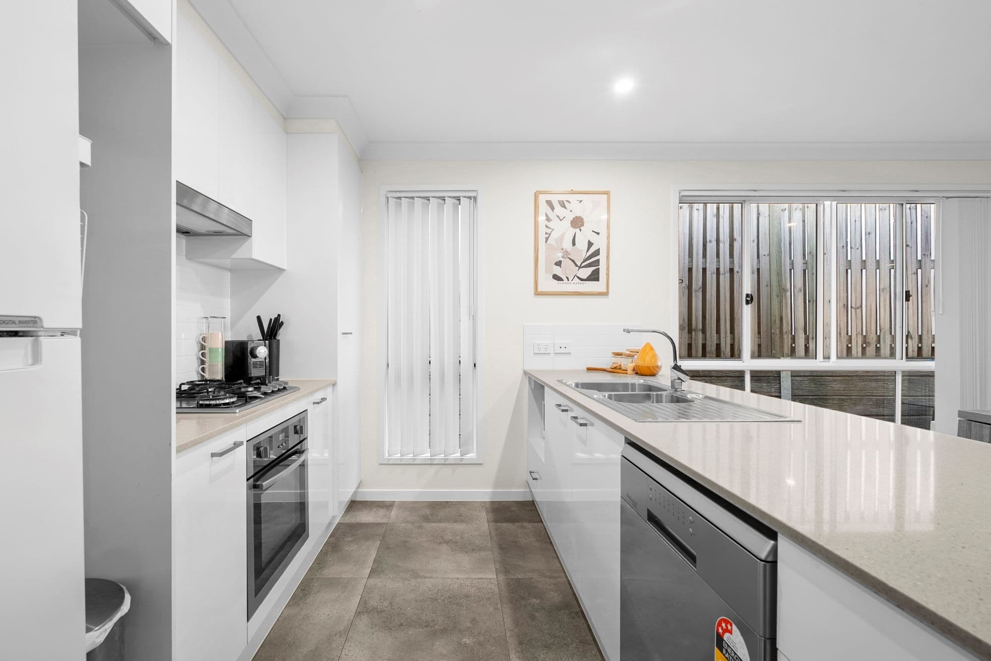 3 Quessada Court, Pimpama QLD 4209, Pimpama - Thumbnail 3