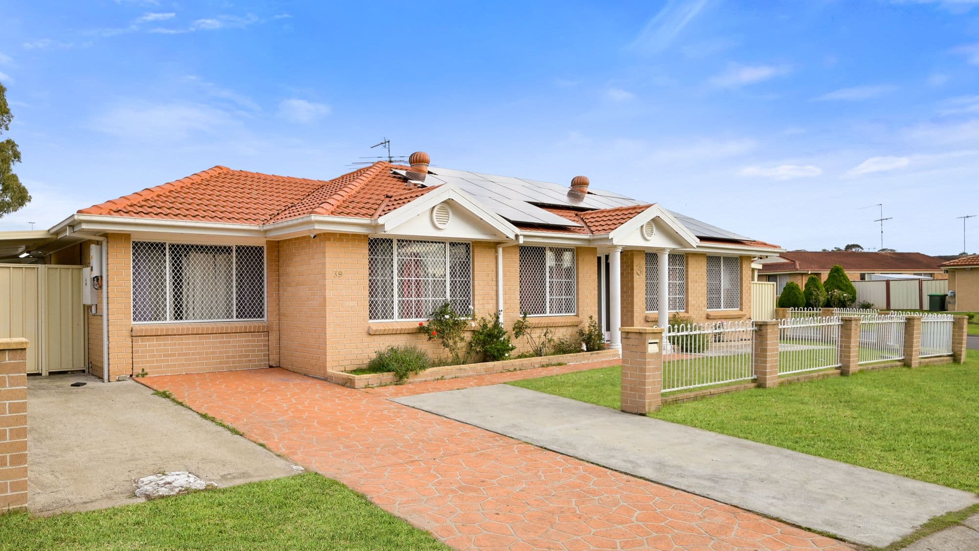 39 Francisco Crescent, Rosemeadow NSW 2560, Rosemeadow - Thumbnail 3
