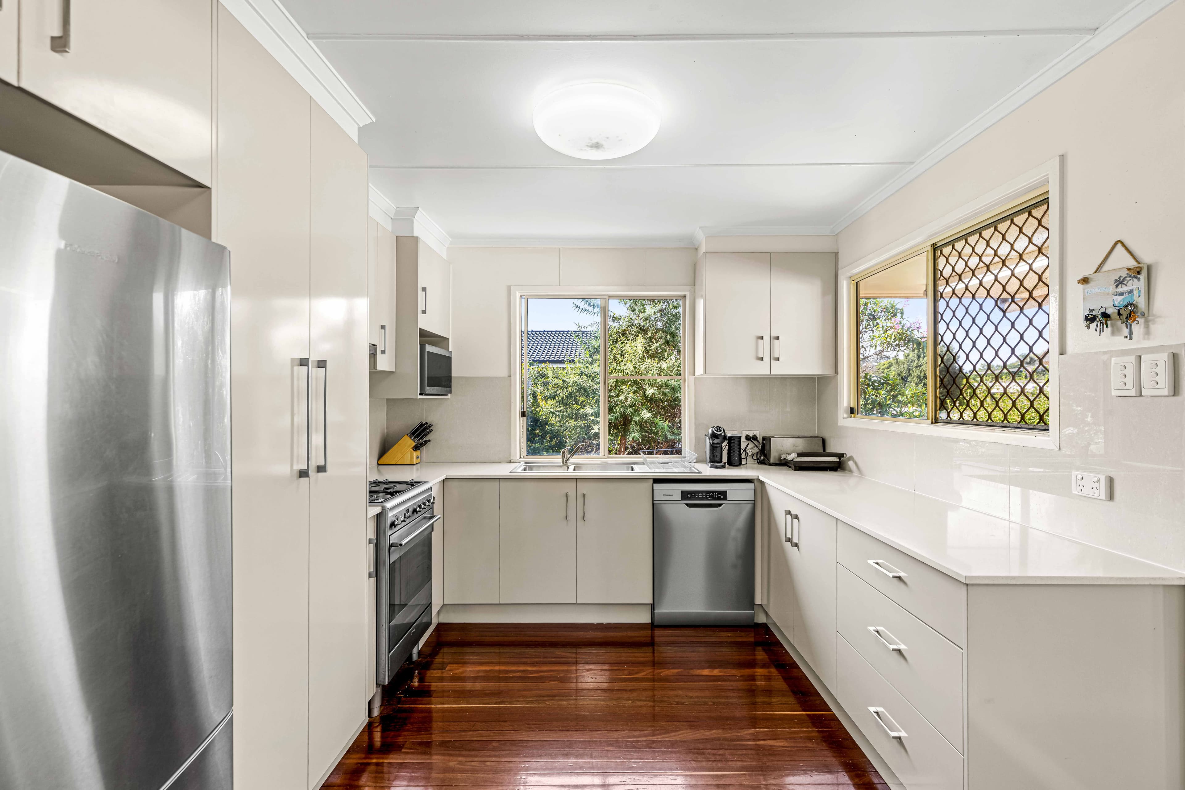 42 McCafferty Street, Wilsonton QLD 4350, Wilsonton - Thumbnail 3