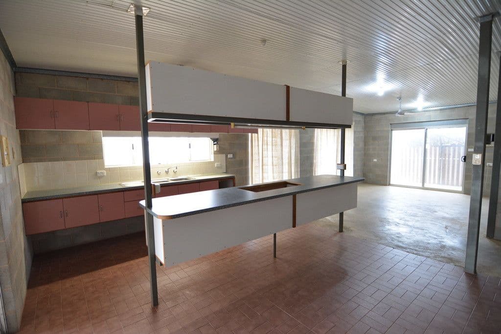 11 Bibra Way, Carnarvon WA 6701, Brockman - Thumbnail 3