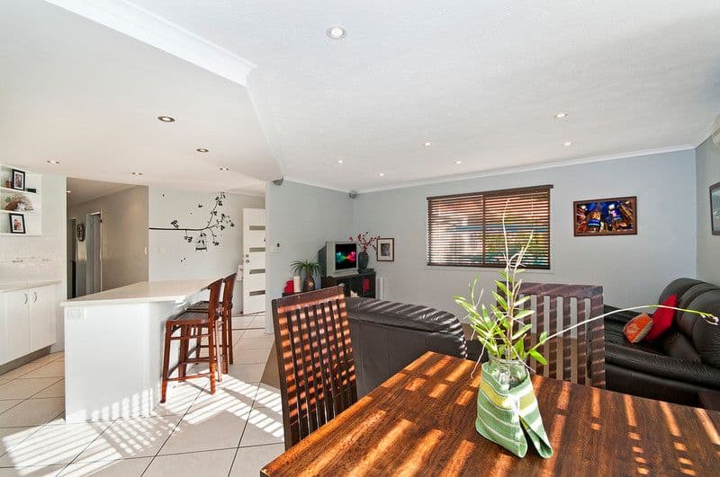 18 Ware Drive, CURRUMBIN WATERS QLD 4223, Currumbin Waters - Thumbnail 5