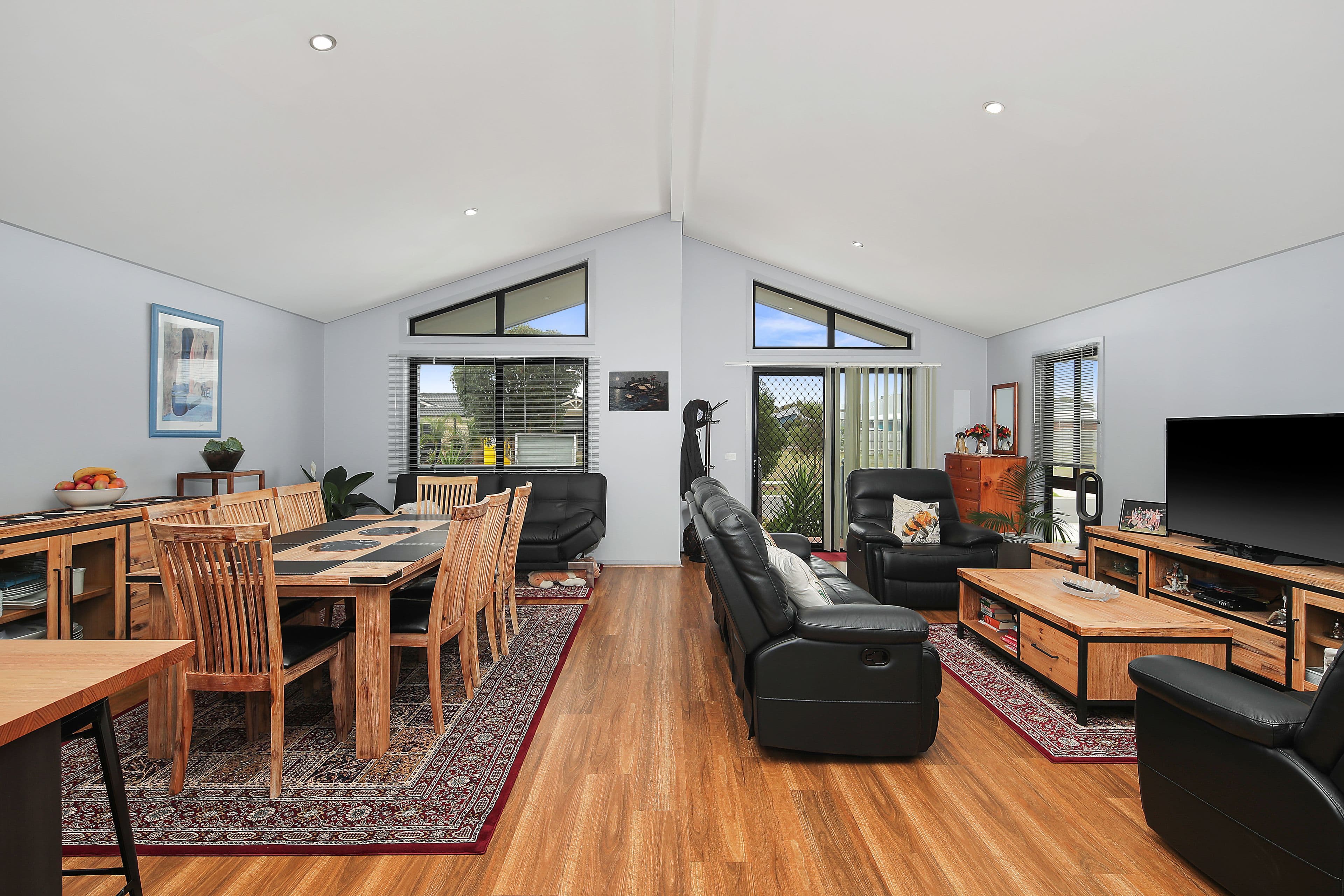 1 Waldorf Road, Cowes VIC 3922, Cowes - Thumbnail 2