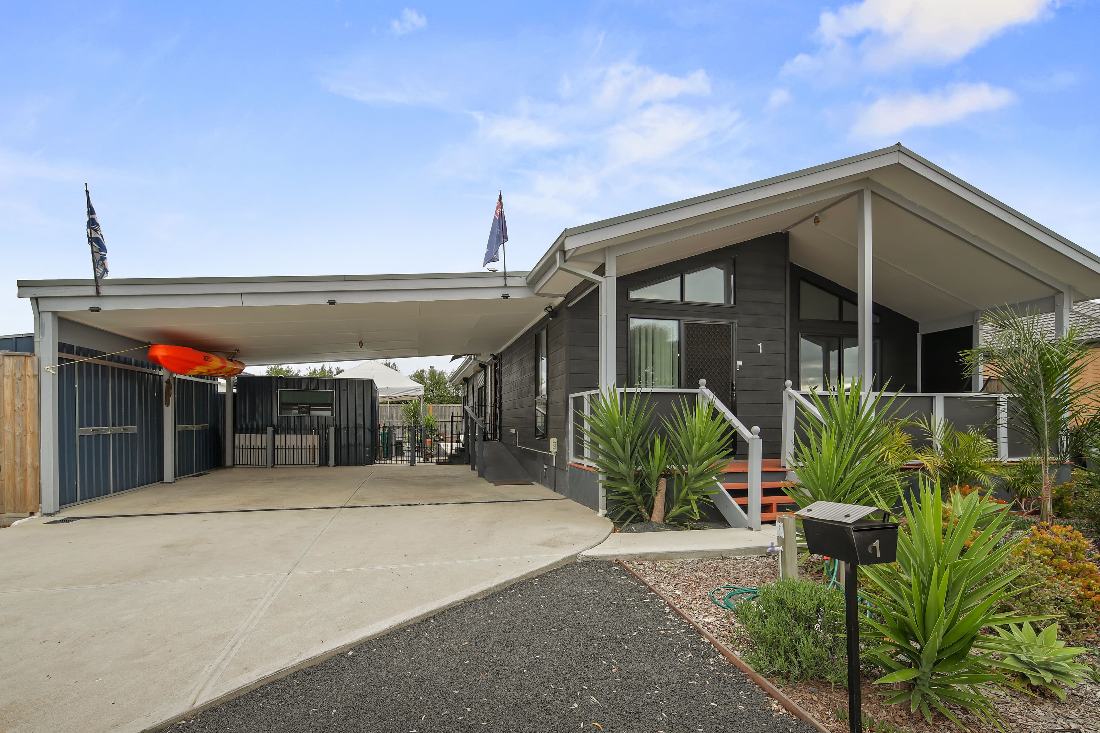 1 Waldorf Road, Cowes VIC 3922, Cowes - Thumbnail 3