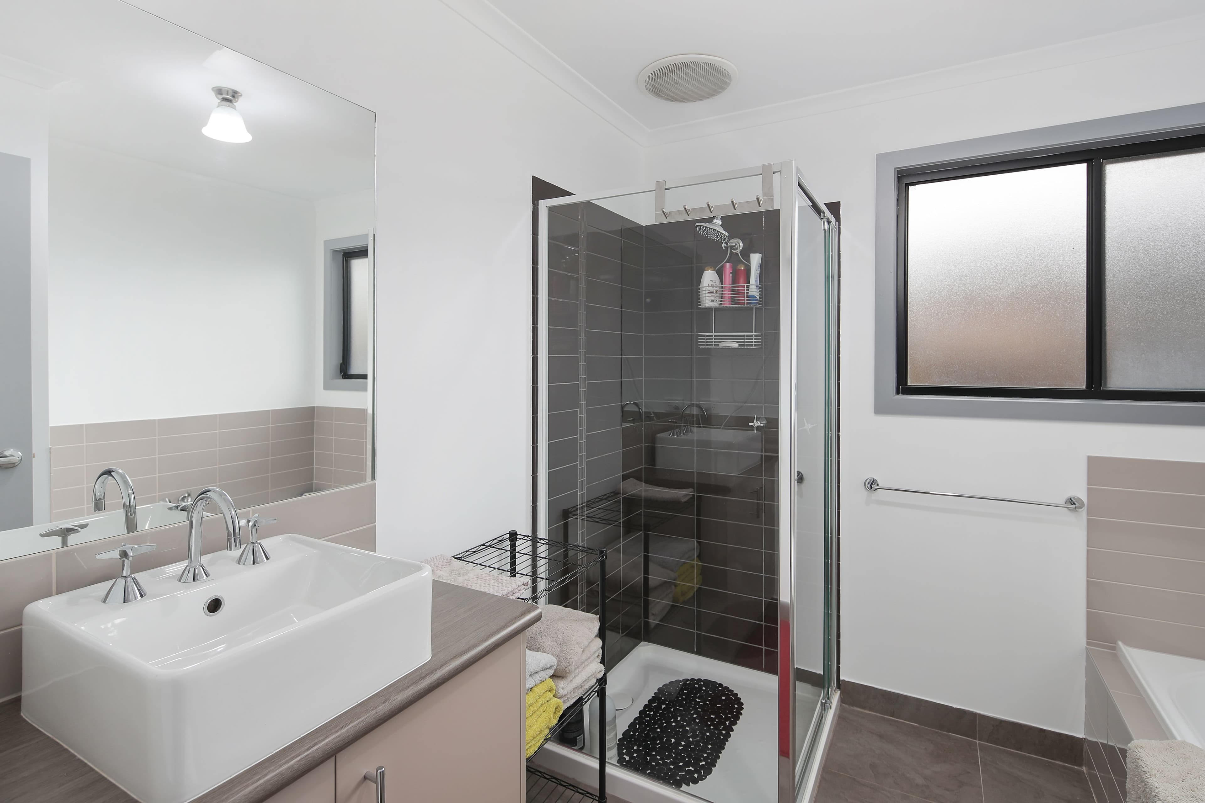 1 Waldorf Road, Cowes VIC 3922, Cowes - Thumbnail 8