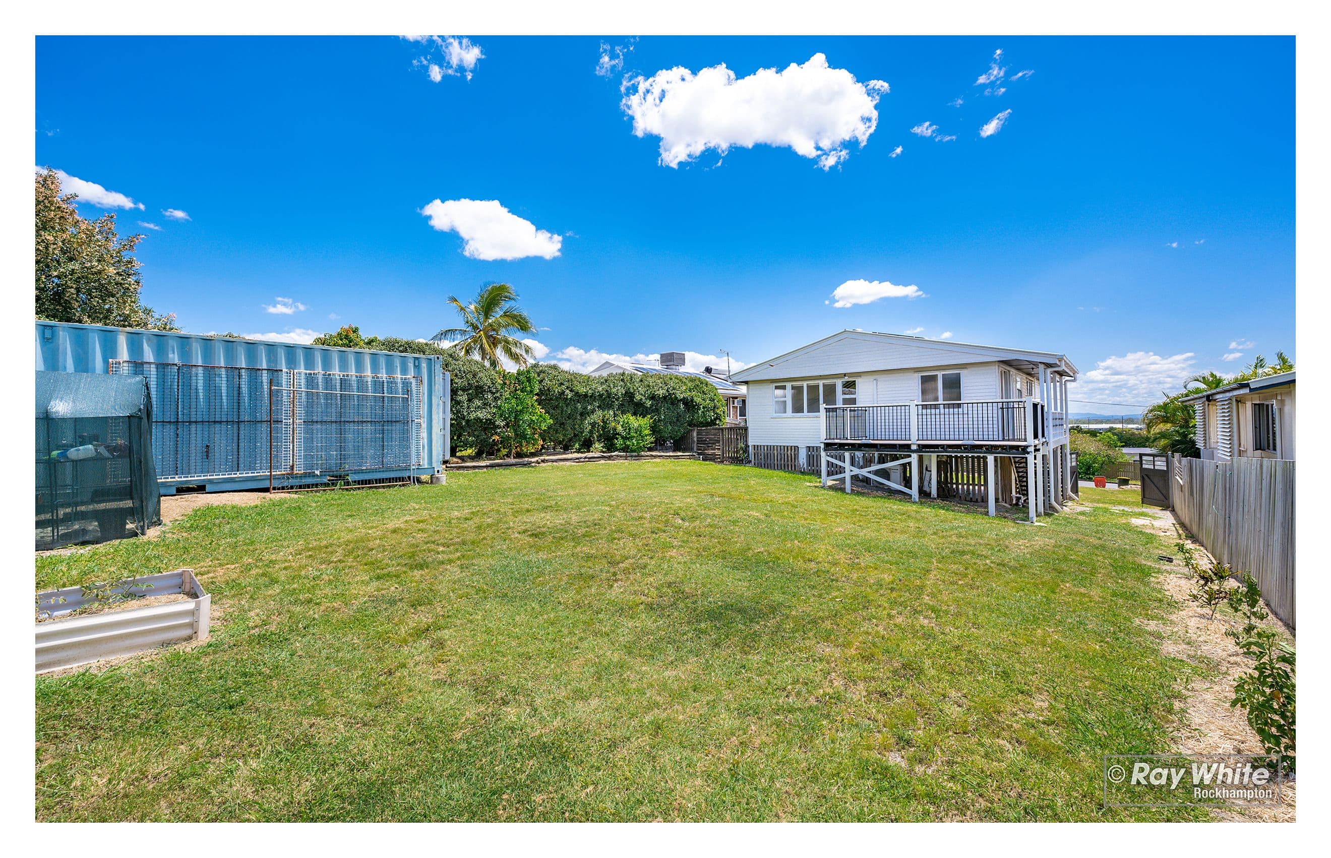17 Bradford Street, West Rockhampton QLD 4700, West Rockhampton - Thumbnail 2