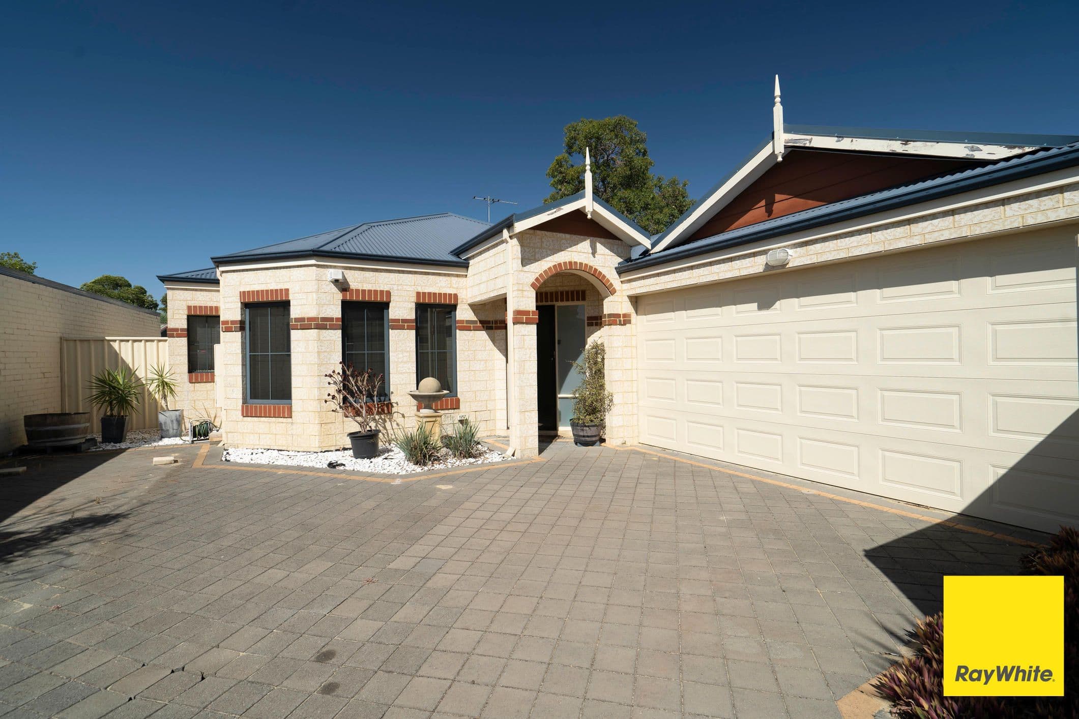 283B Fisher Street, Cloverdale WA 6105, Cloverdale - Thumbnail 2