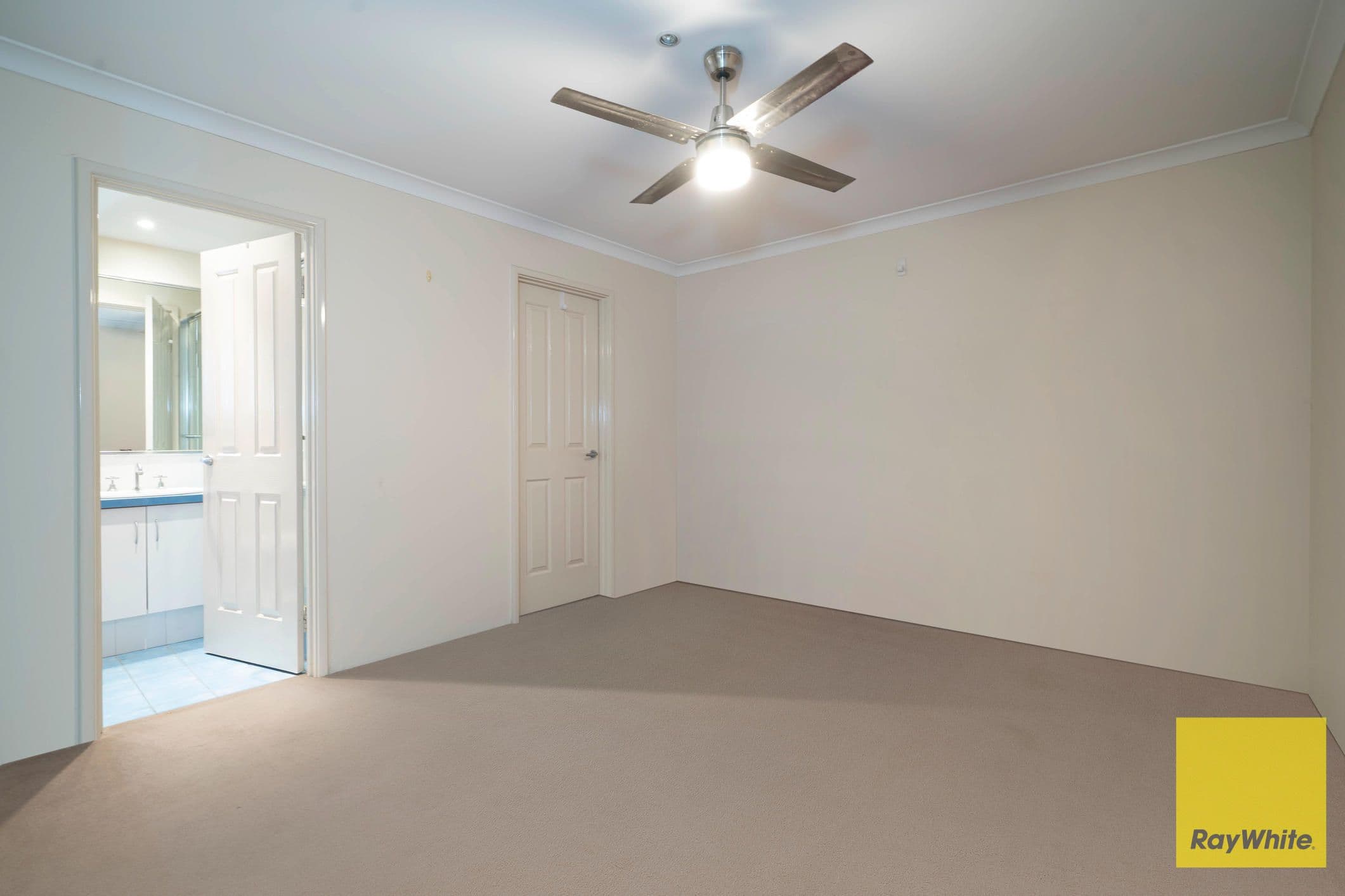 283B Fisher Street, Cloverdale WA 6105, Cloverdale - Thumbnail 6