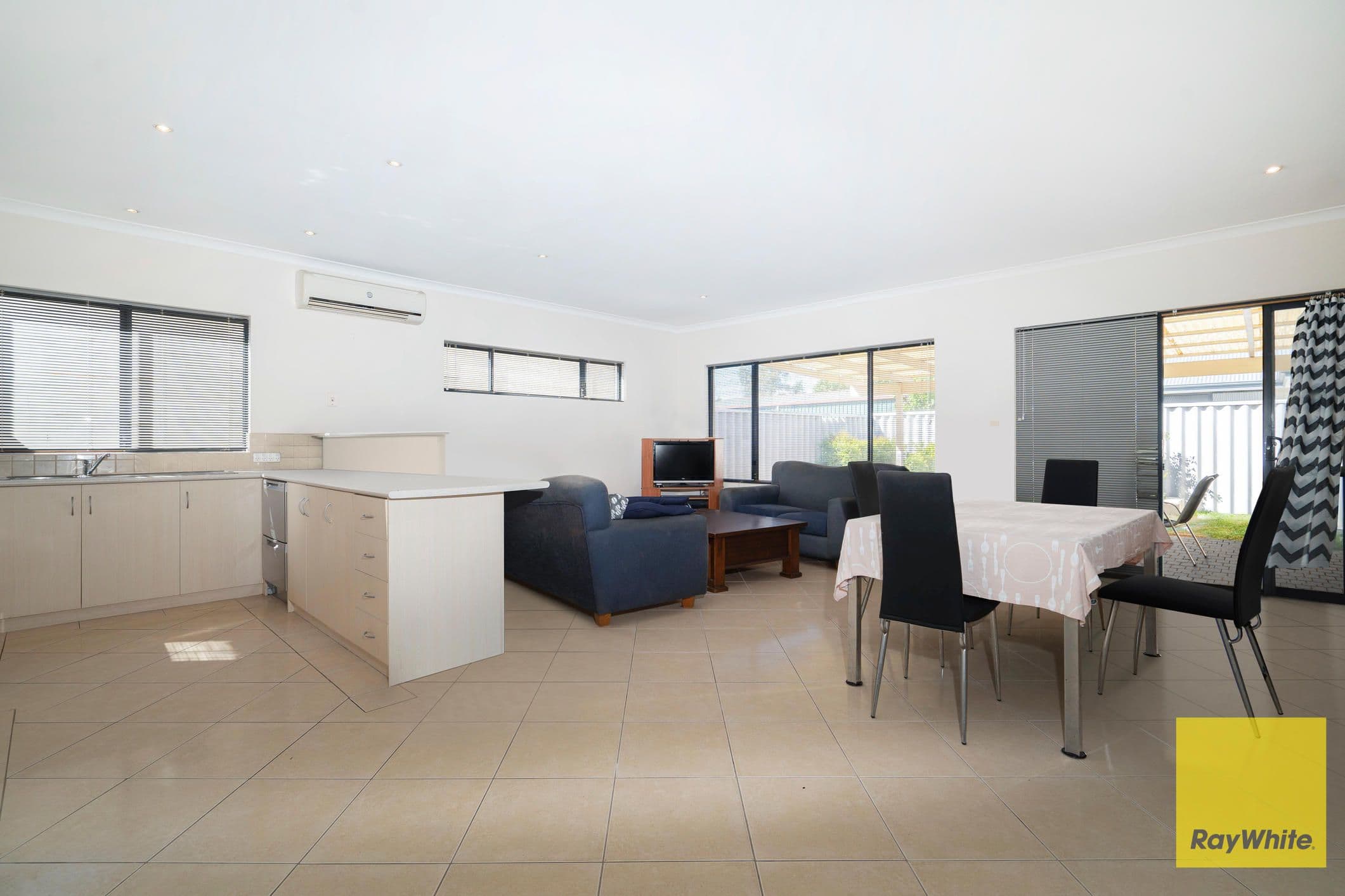 283B Fisher Street, Cloverdale WA 6105, Cloverdale - Thumbnail 7