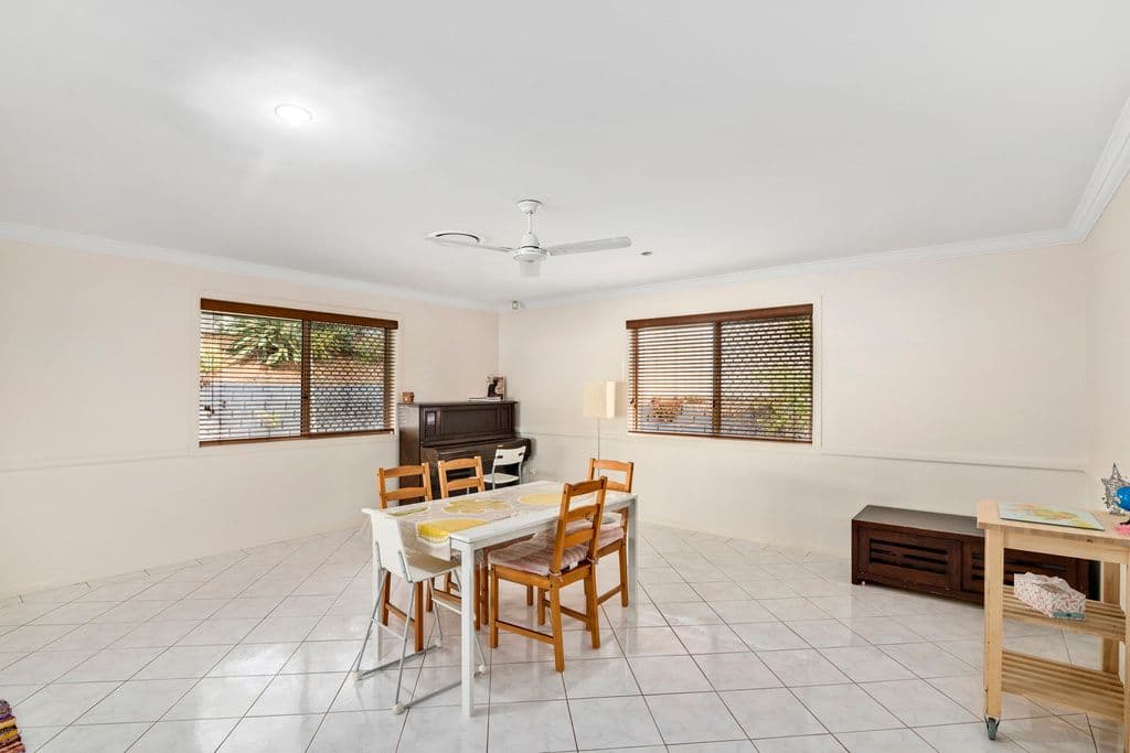 32 Gordonia Drive, REEDY CREEK QLD 4227, Reedy Creek - Thumbnail 4