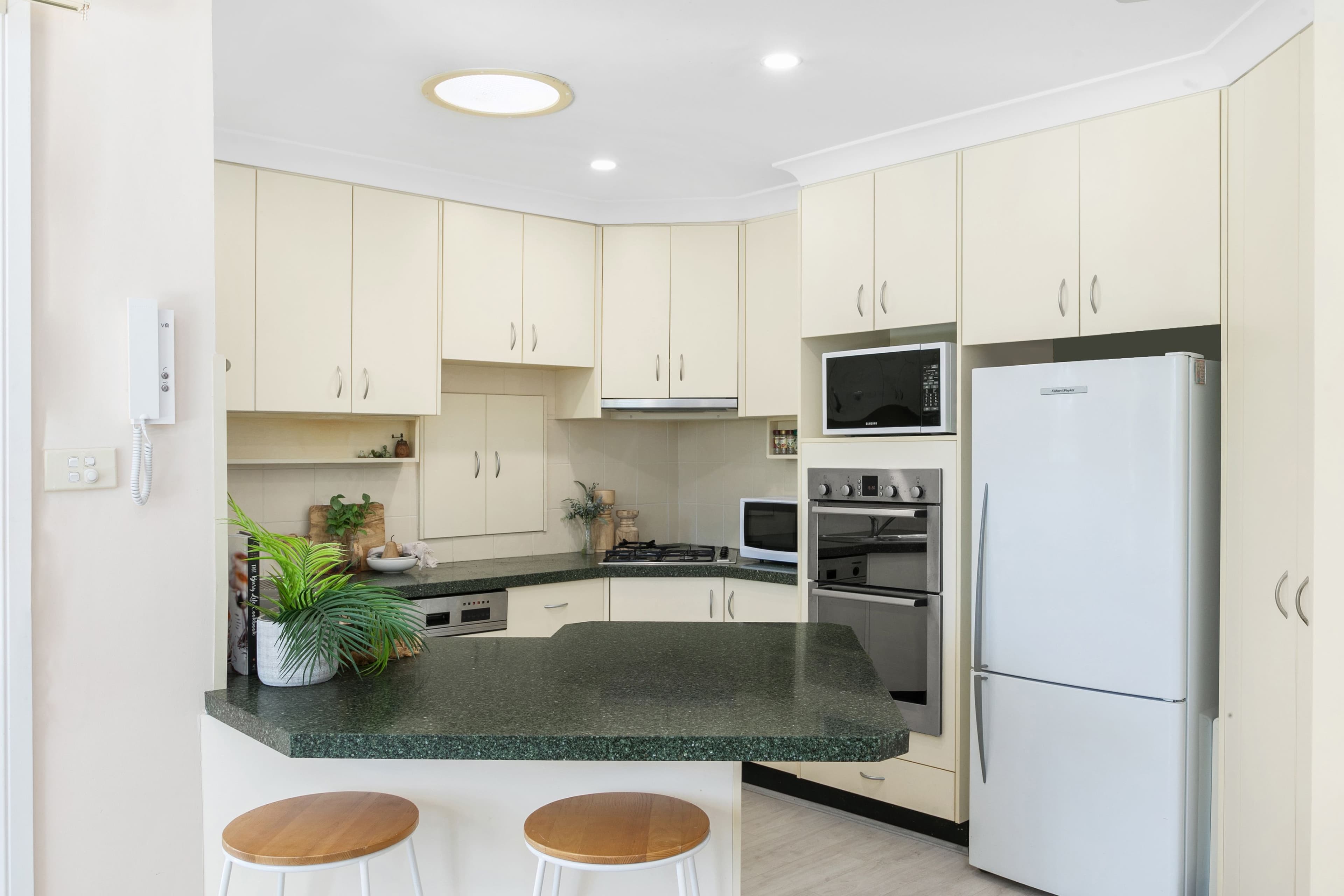 21 Hillcrest Road, Empire Bay NSW 2257, Empire Bay - Thumbnail 3