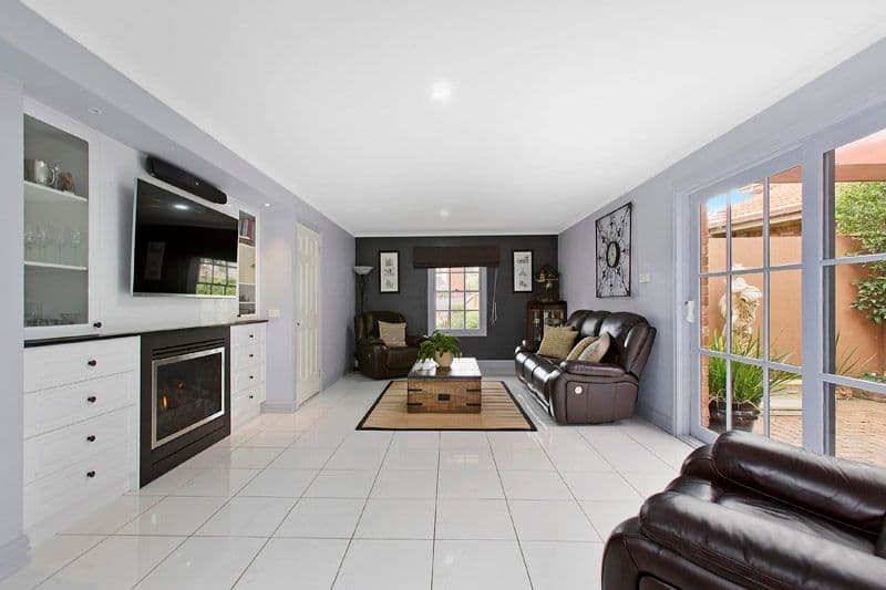 28 Wyndarra Crescent, DINGLEY VILLAGE VIC 3172, Dingley Village - Thumbnail 4