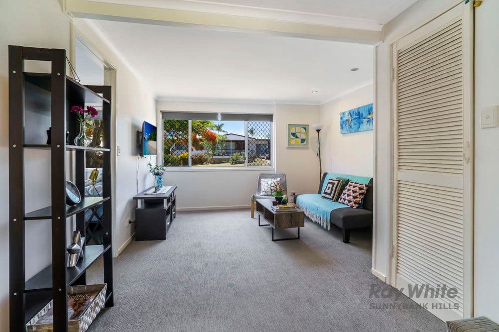 24 Coolmunda Street, Mansfield QLD 4122, Mansfield - Thumbnail 3