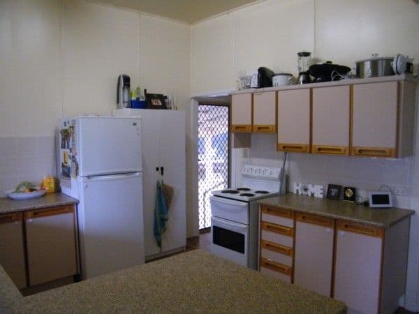 98-100 Wambo Street, CHINCHILLA QLD 4413, Chinchilla - Thumbnail 3