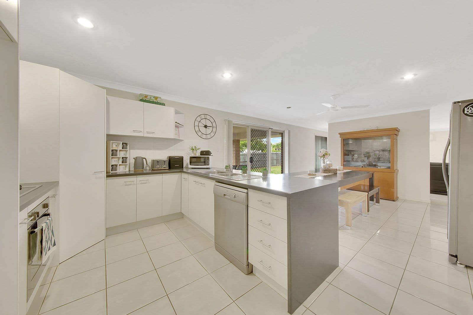 18 Daintree Boulevard, New Auckland QLD 4680, New Auckland - Thumbnail 5