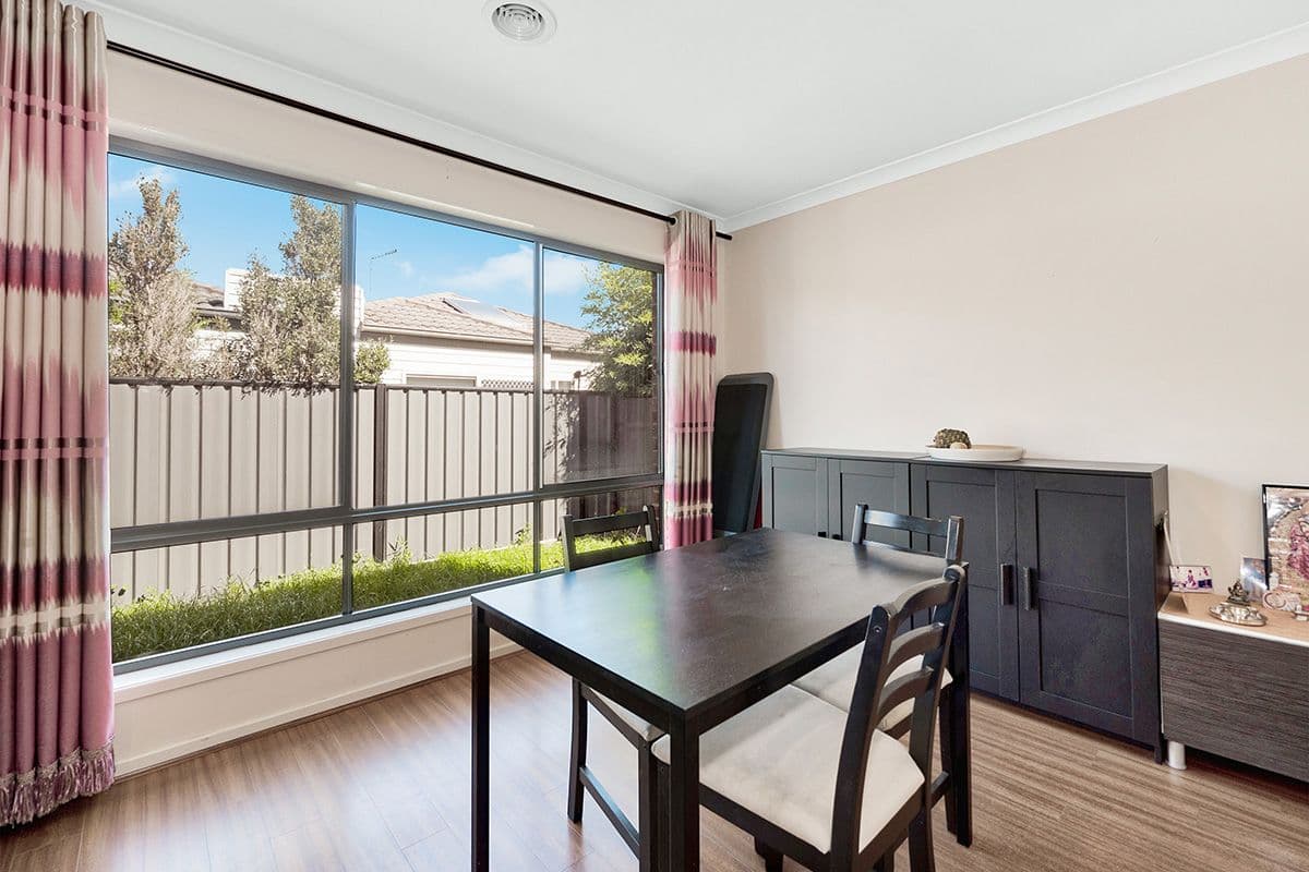 9 Rhinelander Close, Clyde North VIC 3978, Clyde North - Thumbnail 7