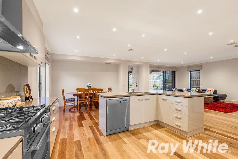 4 Romoly Drive, Forest Hill VIC 3131, Forest Hill - Thumbnail 5