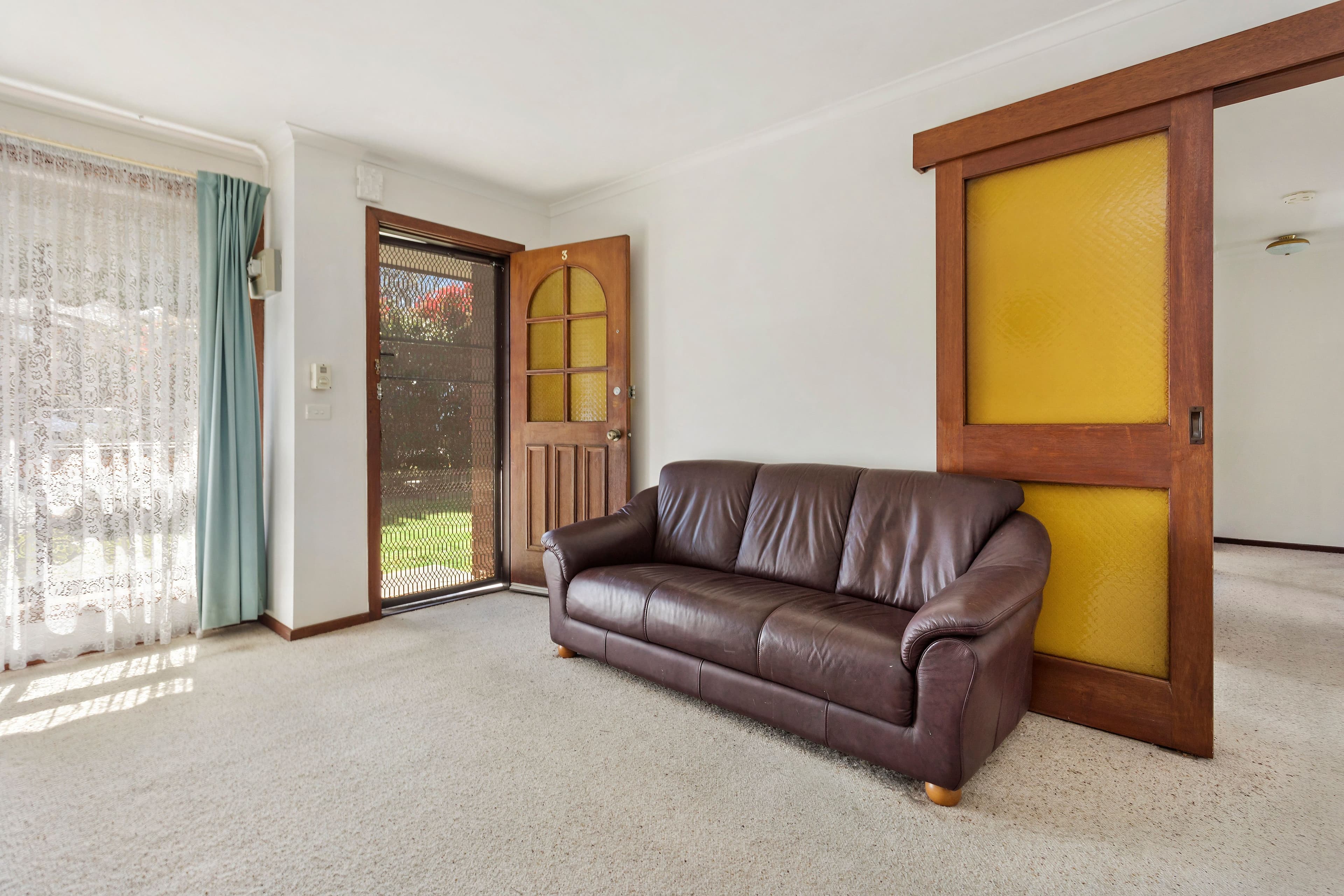 6 Burton Avenue, Clayton VIC 3168, Clayton - Thumbnail 2