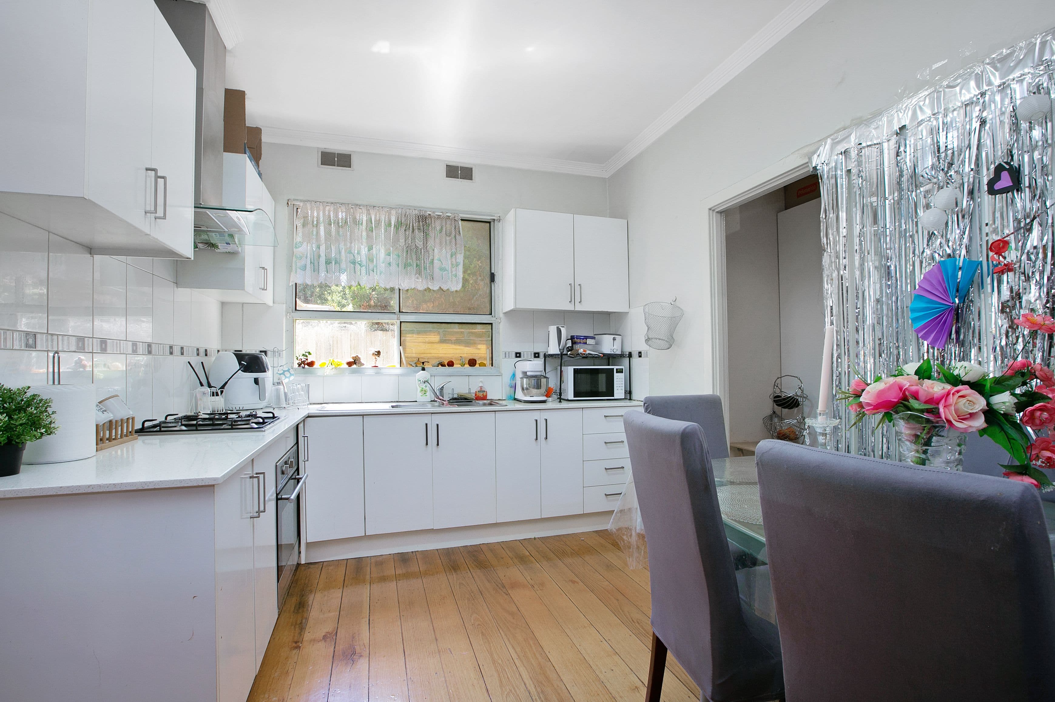 44 Eisenhower Street, Reservoir VIC 3073, Reservoir - Thumbnail 3