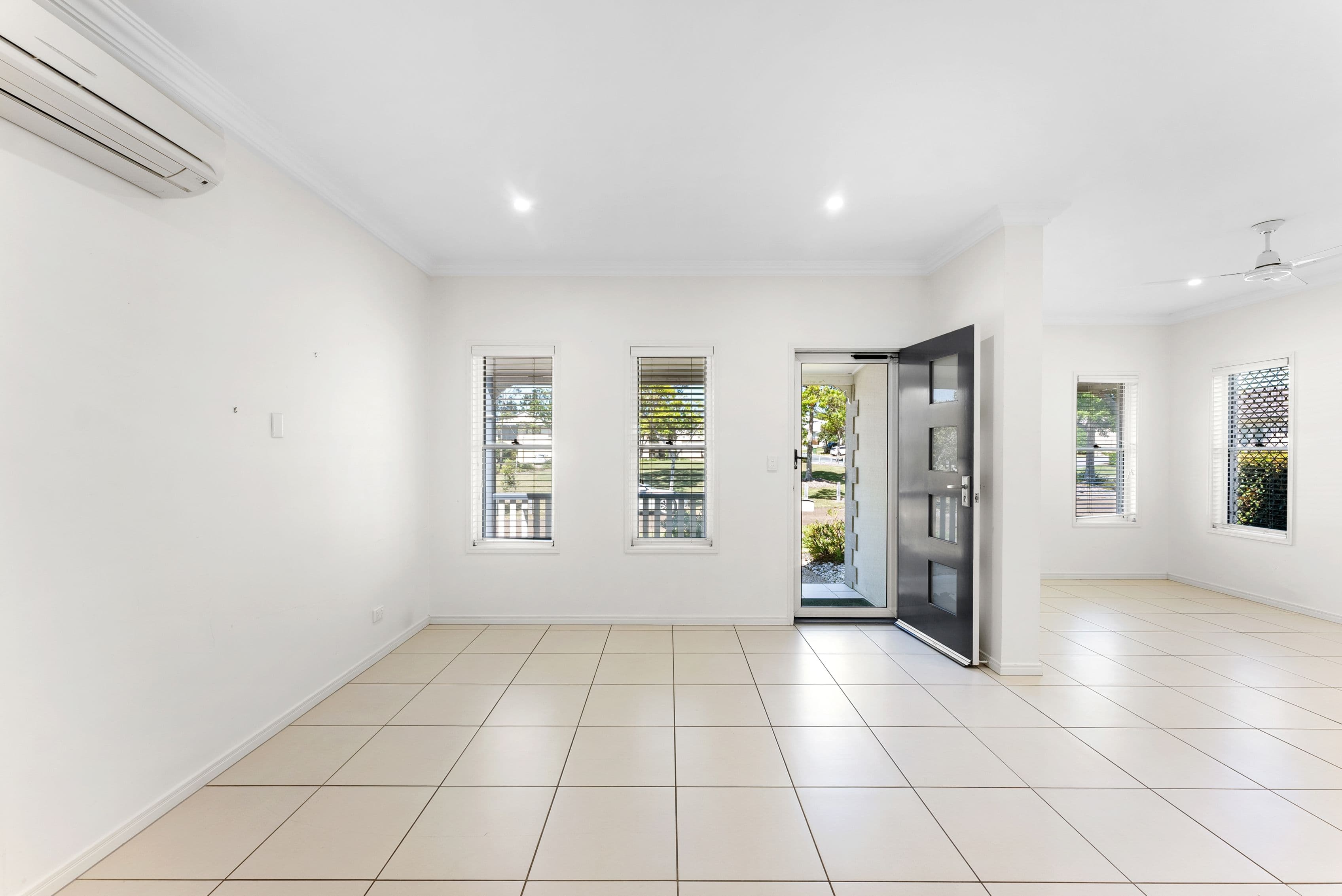 10 Bilby Lane, North Lakes QLD 4509, North Lakes - Thumbnail 2