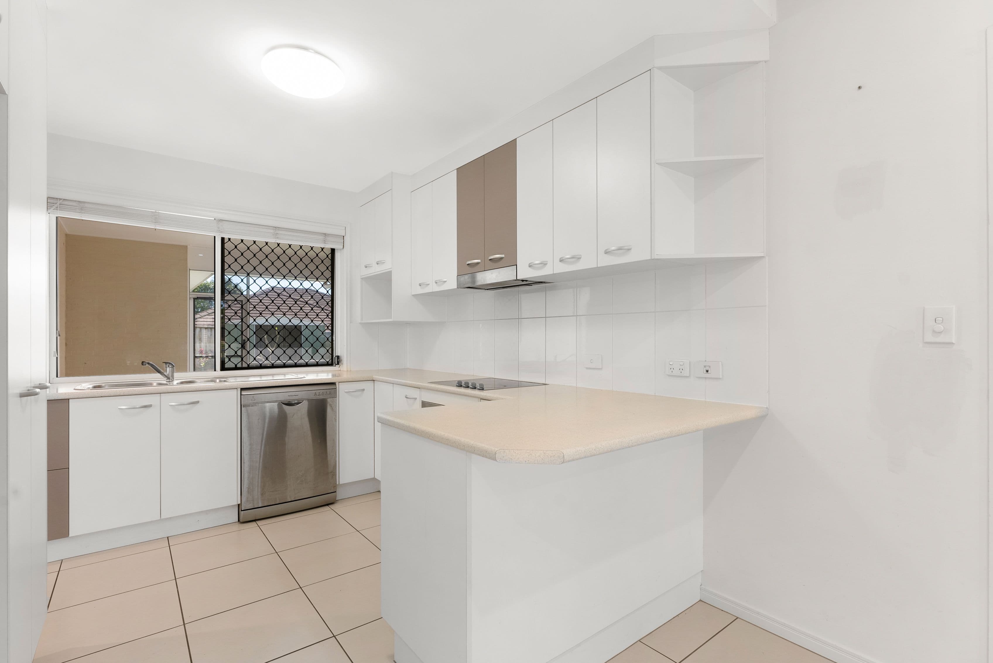 10 Bilby Lane, North Lakes QLD 4509, North Lakes - Thumbnail 6