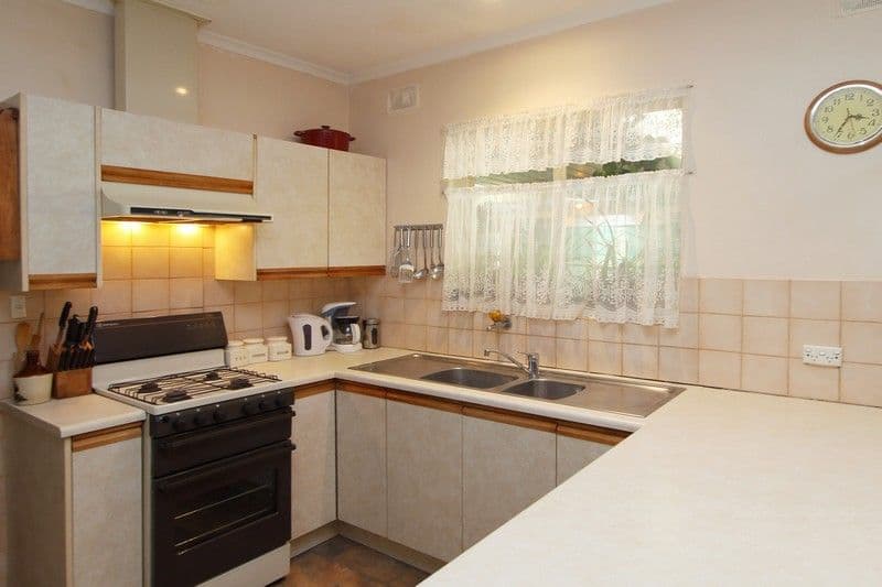 24 Desmond Avenue, POORAKA SA 5095, Pooraka - Thumbnail 4