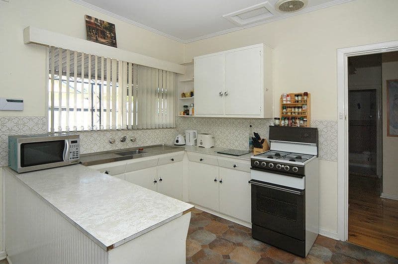 74 Railway Terrace, EDWARDSTOWN SA 5039, Edwardstown - Thumbnail 2