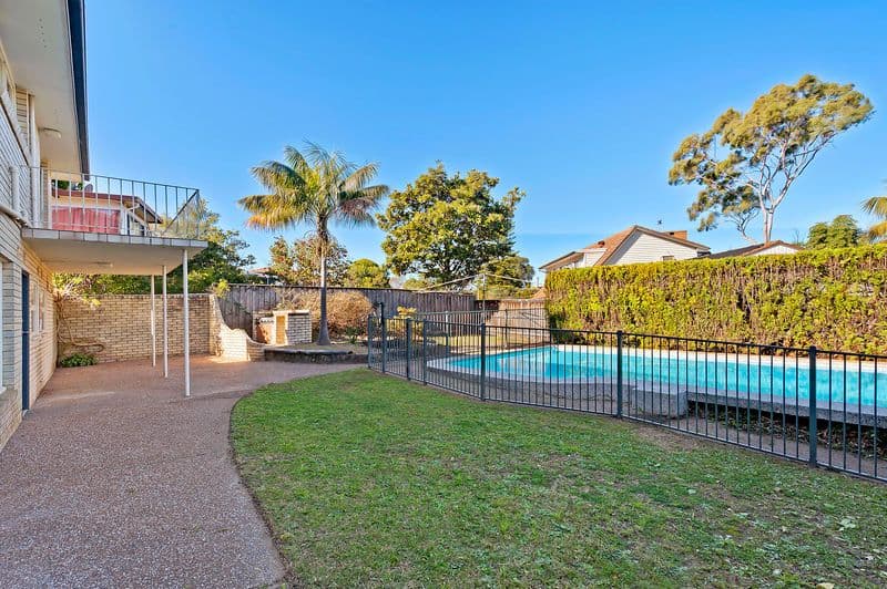 13 Rathowen Parade, KILLARNEY HEIGHTS NSW 2087, Killarney Heights - Thumbnail 2