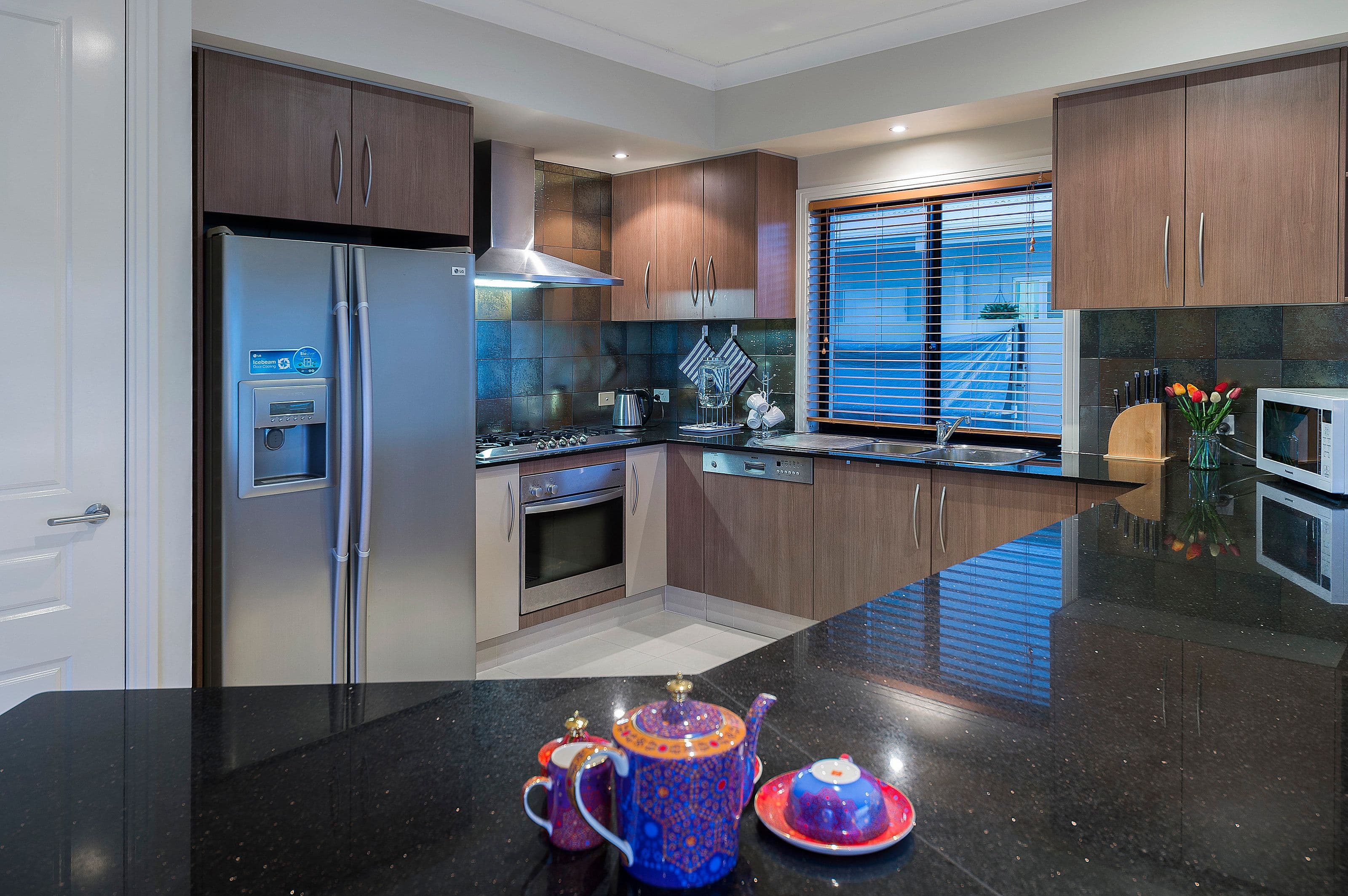 25 Sabrina Avenue, Helensvale QLD 4212, Helensvale - Thumbnail 5
