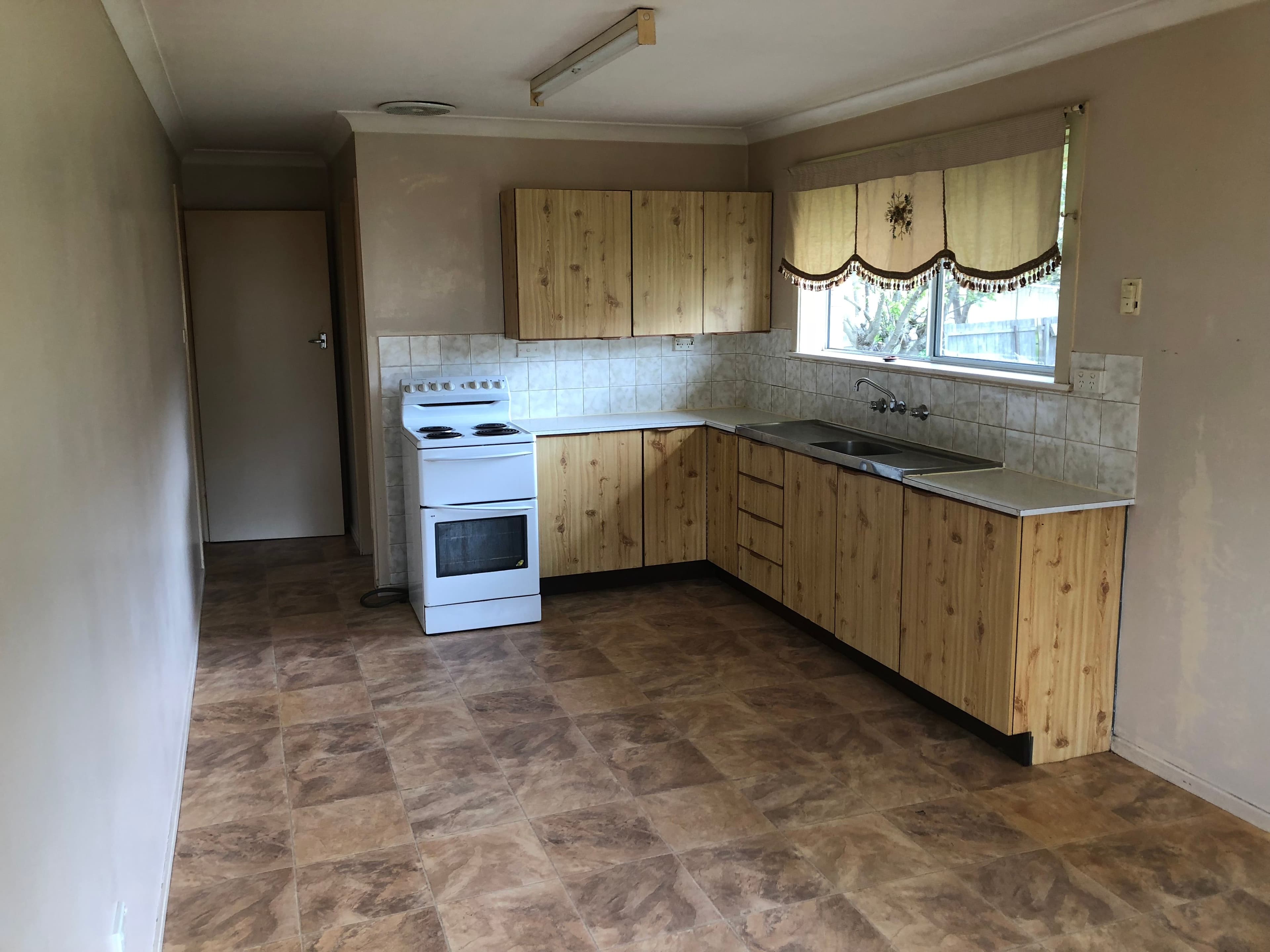 98 Oliver Street, Glen Innes - Thumbnail 4