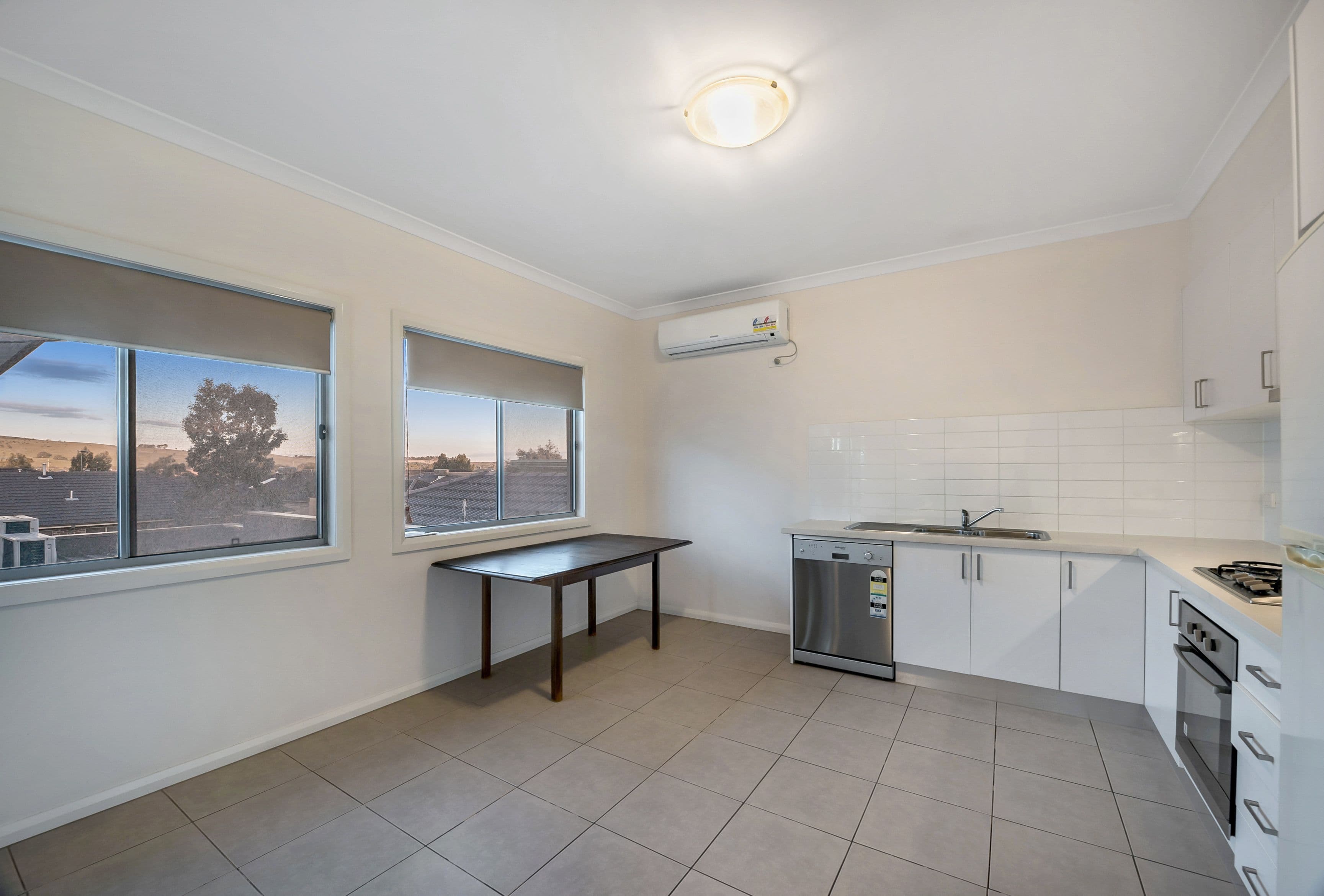 16 Allendale Avenue, Wollert VIC 3750, Wollert - Thumbnail 4