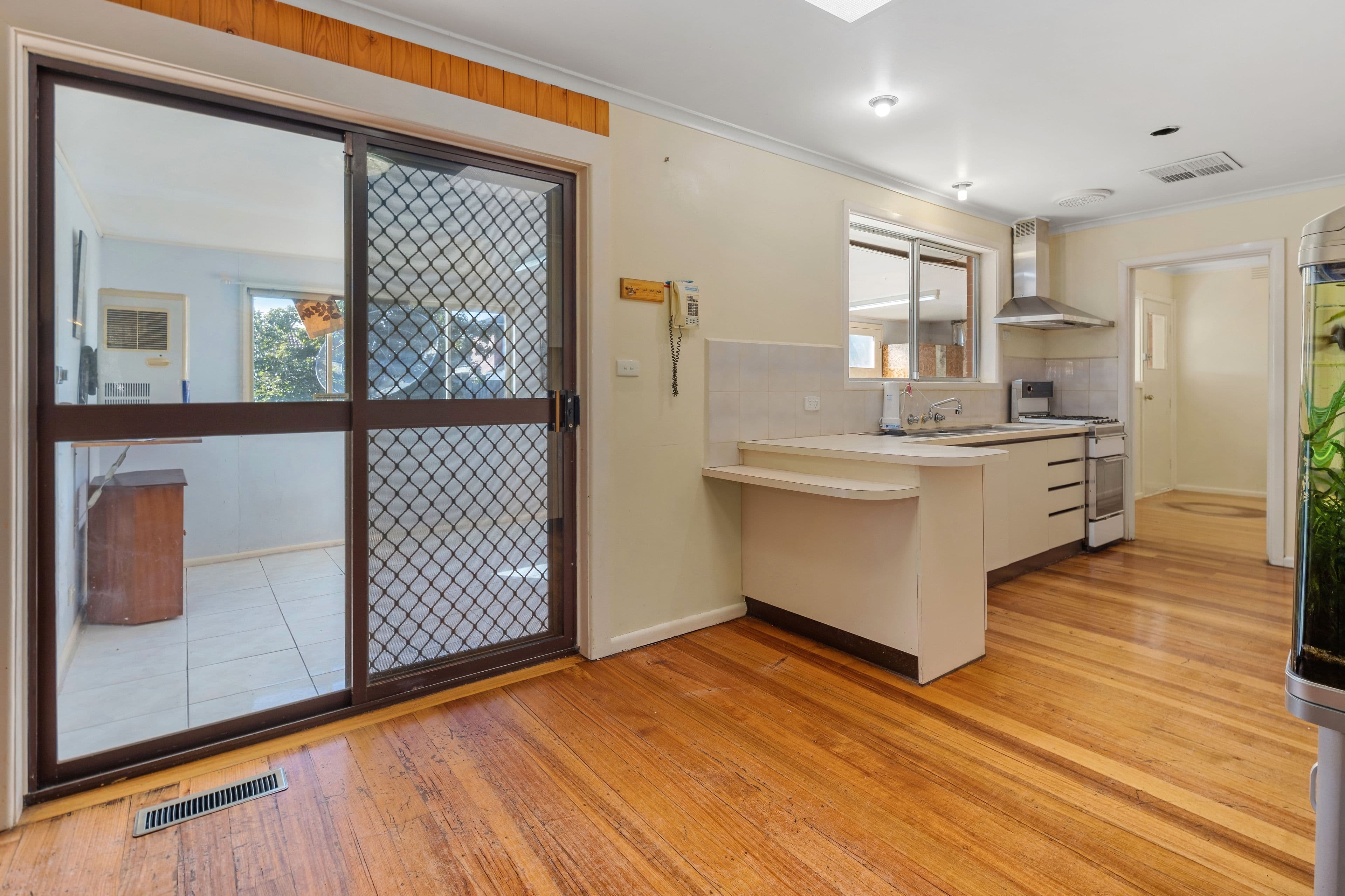12 Delmare Street, Lalor VIC 3075, Lalor - Thumbnail 8