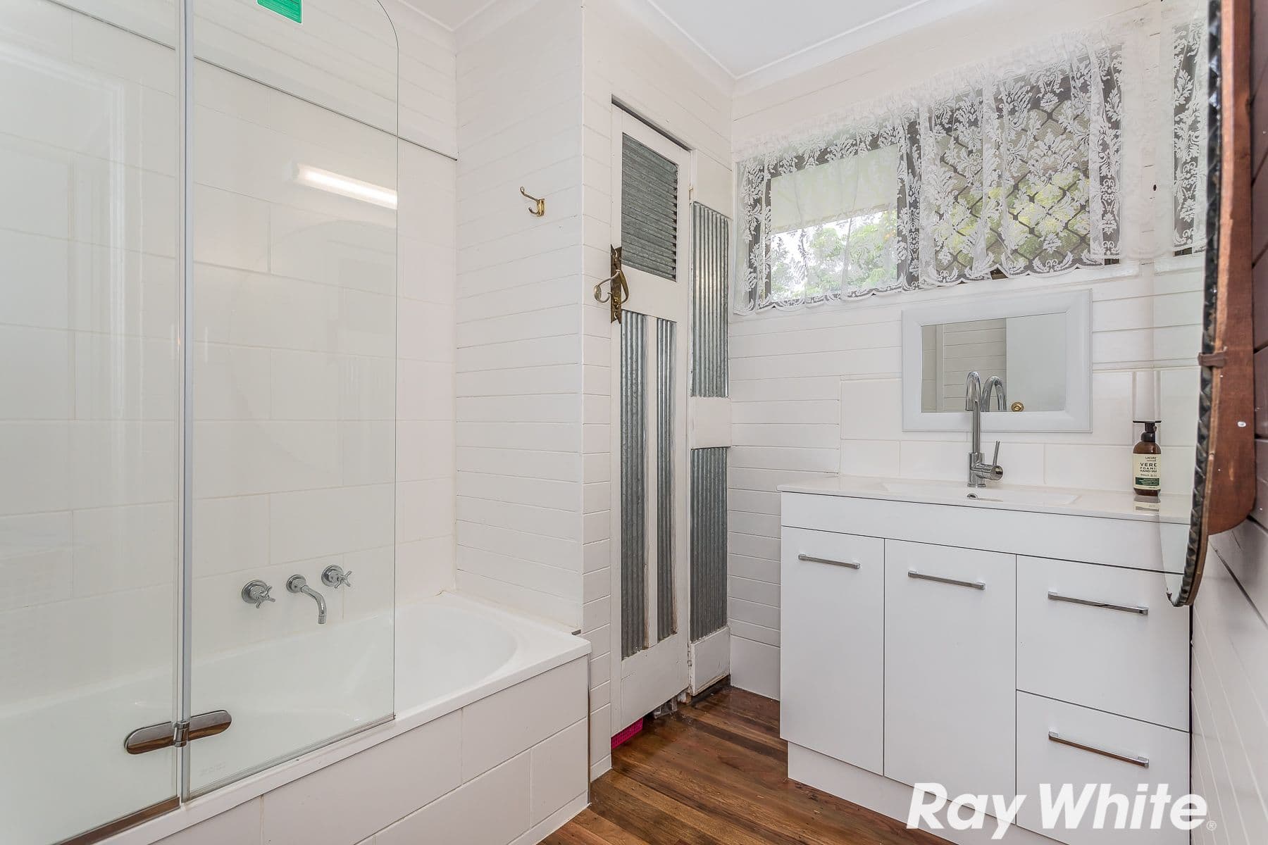 60 Diamond Avenue, Kallangur QLD 4503, Kallangur - Thumbnail 6