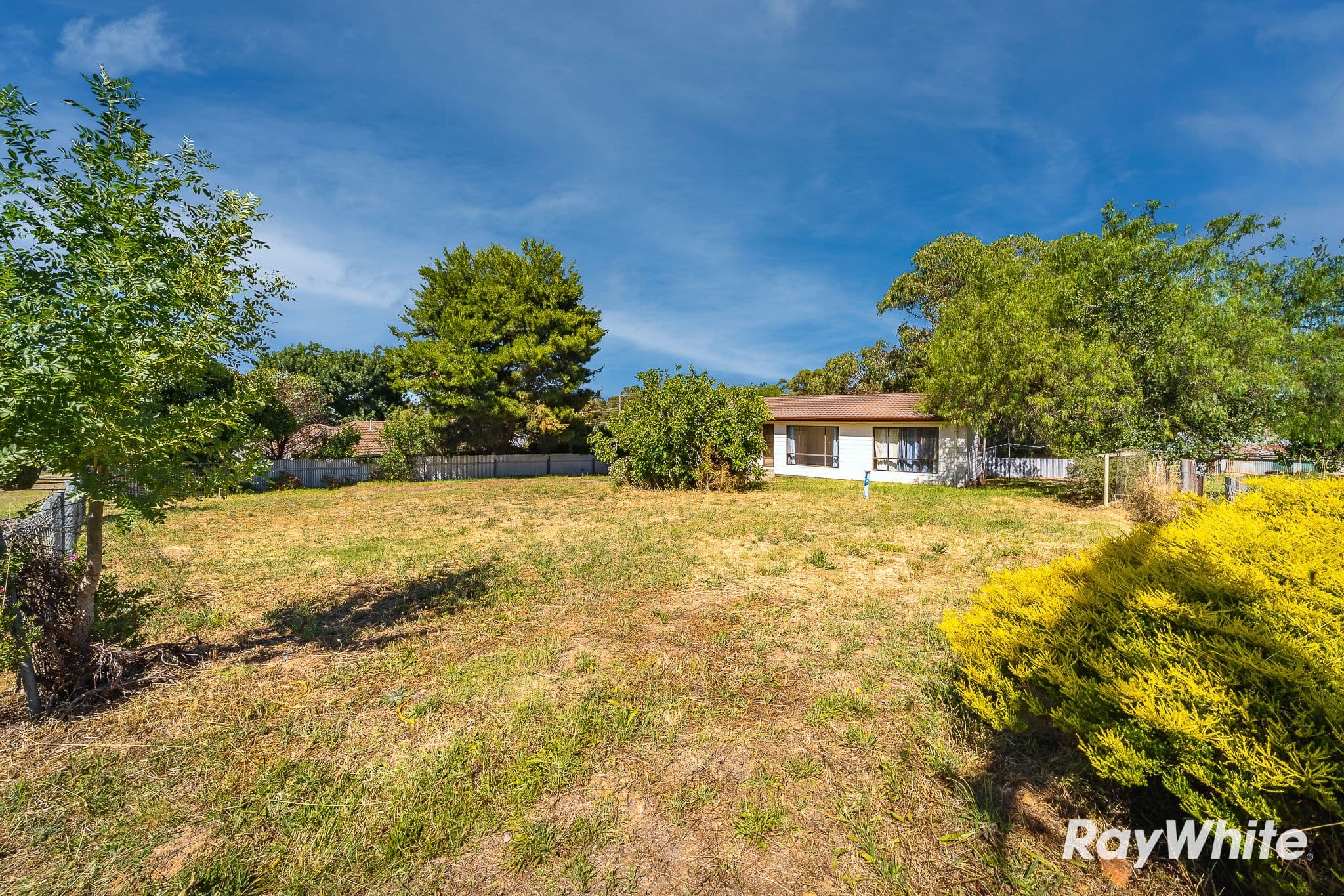 18 Railway Terrace, Kangaroo Flat VIC 3555, Kangaroo Flat - Thumbnail 2